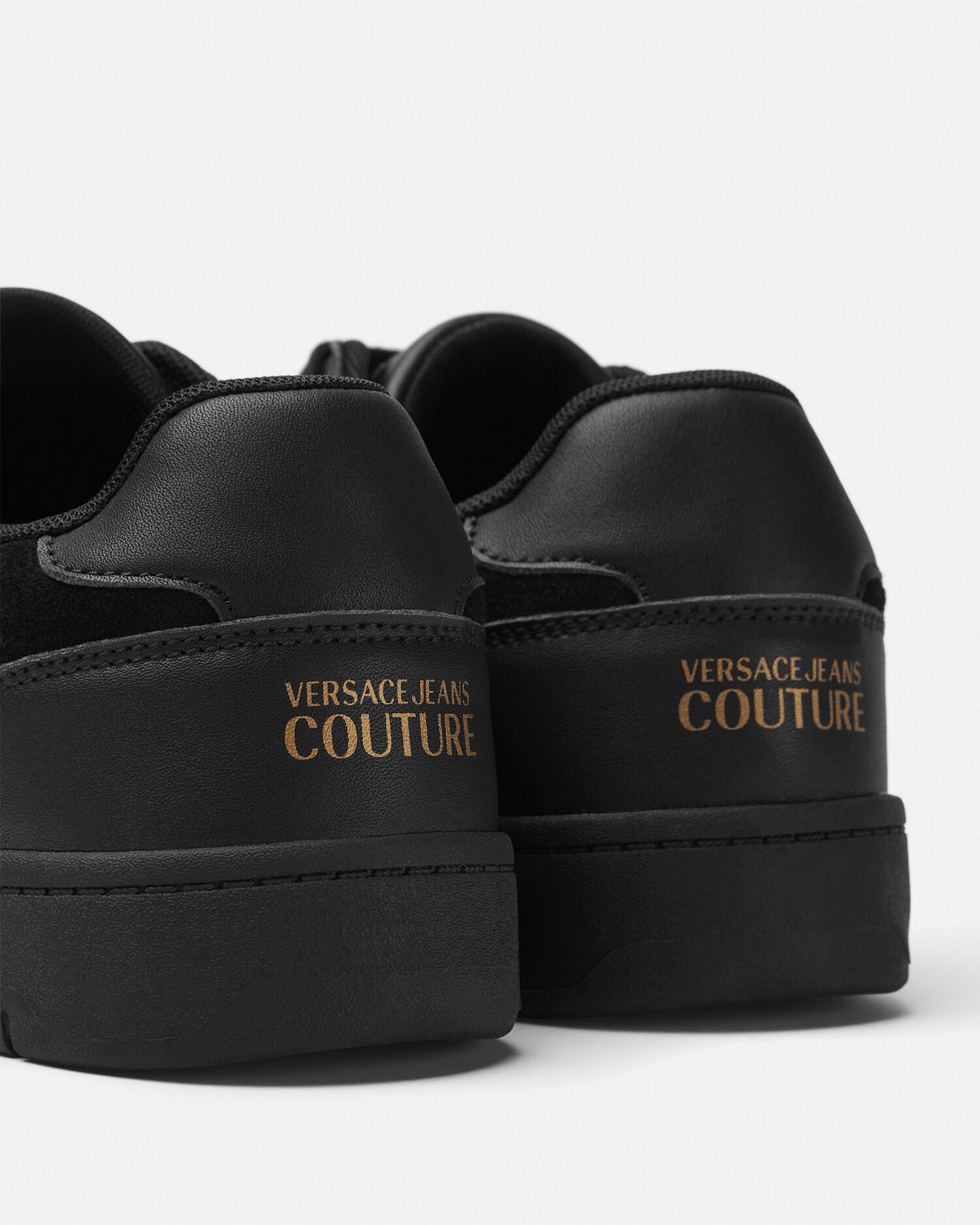 ブルックリン スニーカー ブラック,プリント | VERSACE JP