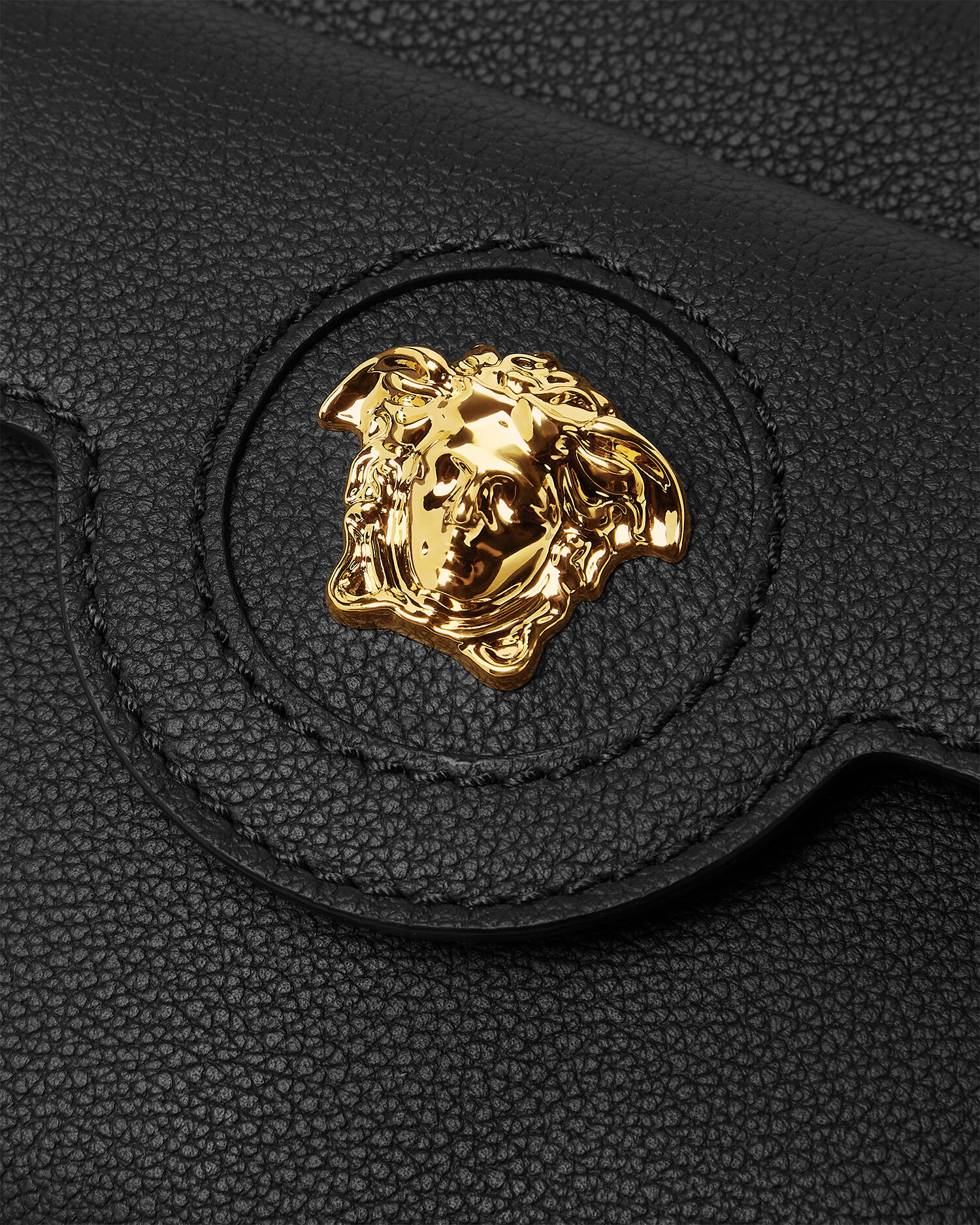 VERSACE メッセンジャー バッグ ラ メドゥーサ メッセンジャー バッグ ラ メドゥーサ | VERSACE JP