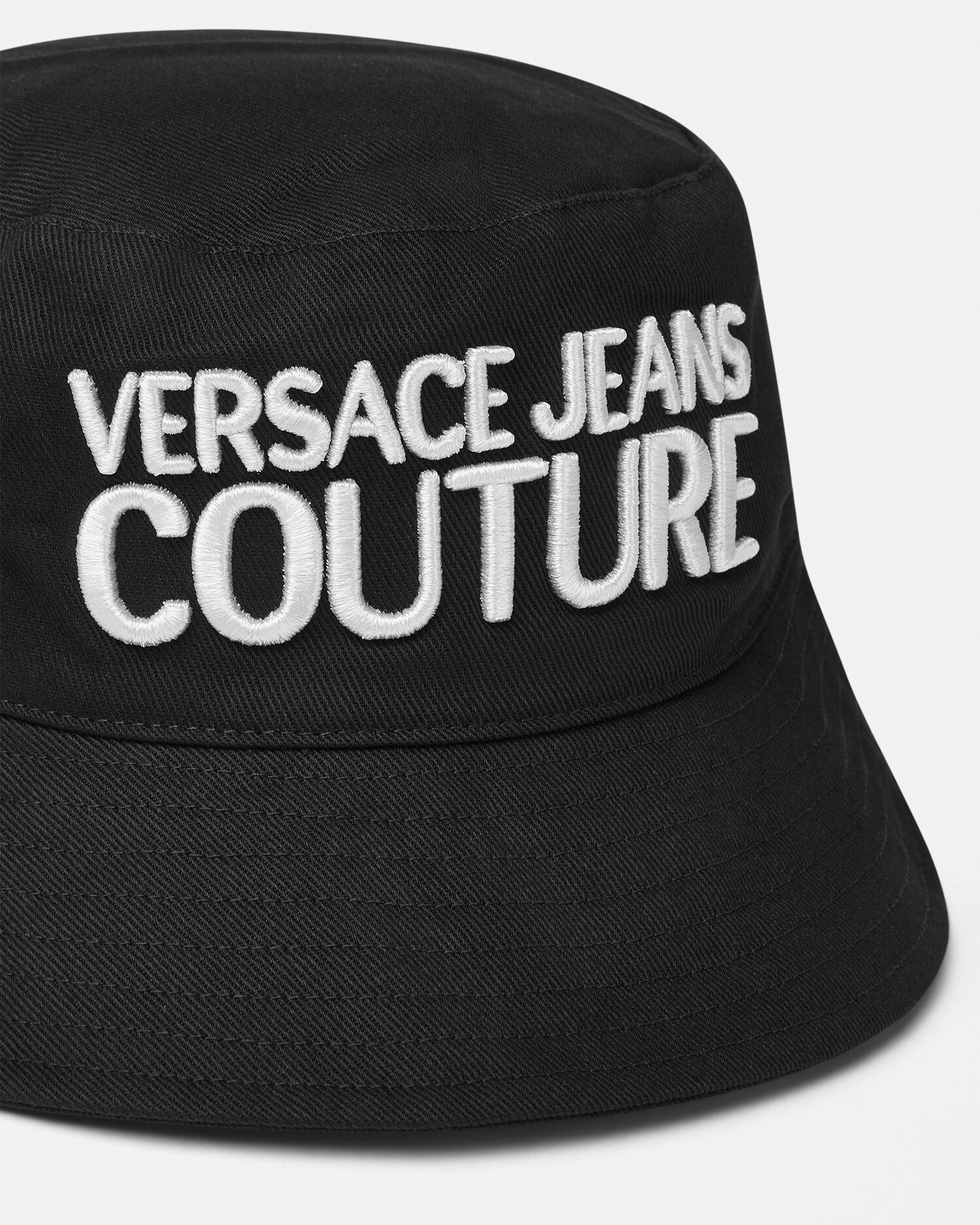 高い品質 刺繍入り ロゴ バケットハット | VERSACE JP 帽子