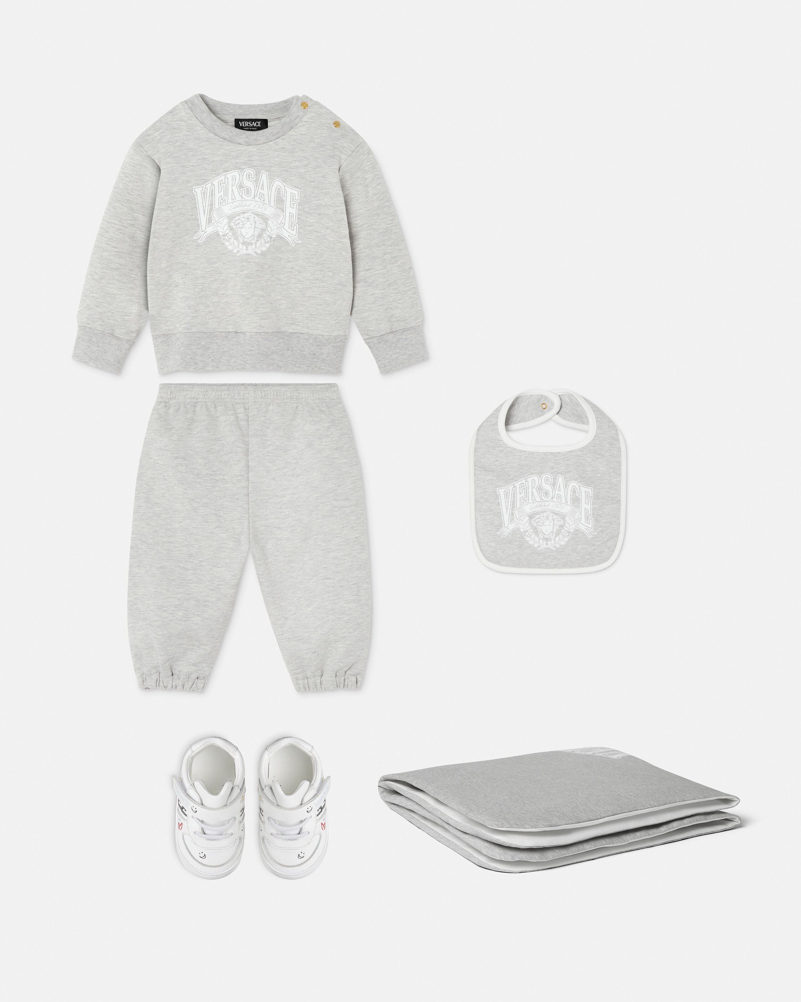 ▼ baby♡kids*。゜one time様オーダーページ△ ベビー プリント コットンジャージー スウェットシャツ セット グレー
