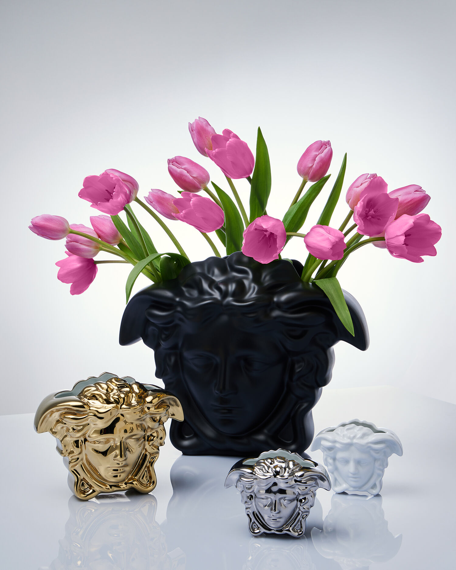Versace | ヴェルサーチェ からのVersace Medusa ブル― 花瓶