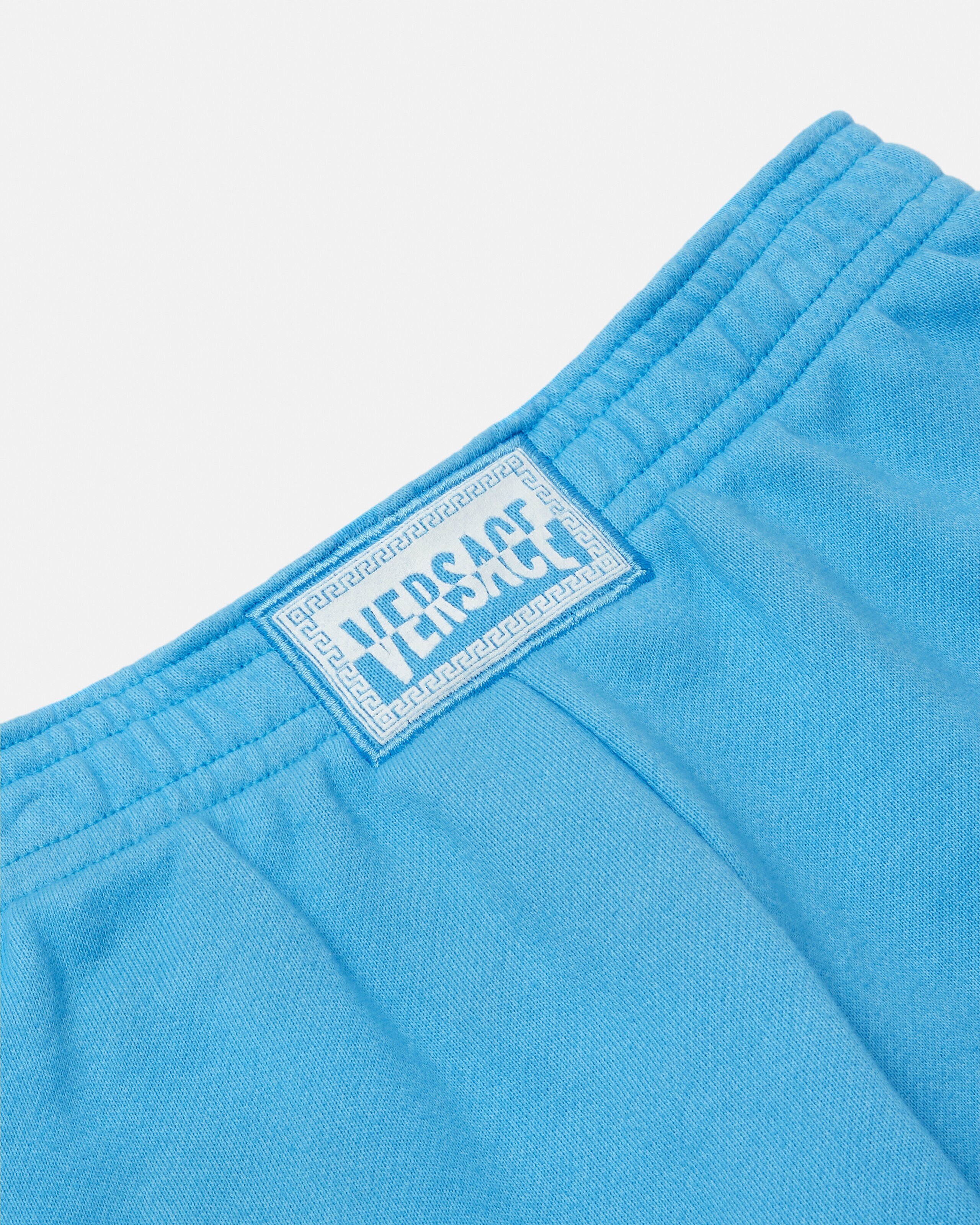 ♦︎新品未使用♦︎Versace♦︎ライトブルー フーディーとショートパンツセット ♦︎新品未使用♦︎Versace♦︎ライトブルー フーディーとショート