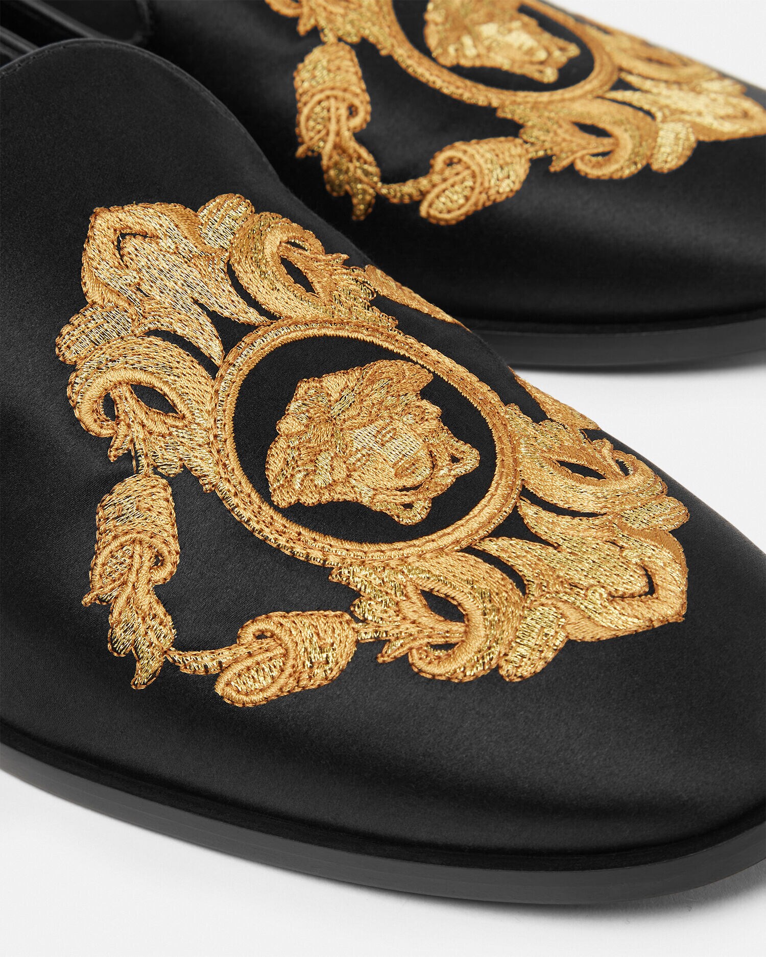 Versace スリッパ ヴェルサーチェ オールオーバー タオル スリッパ ブラック