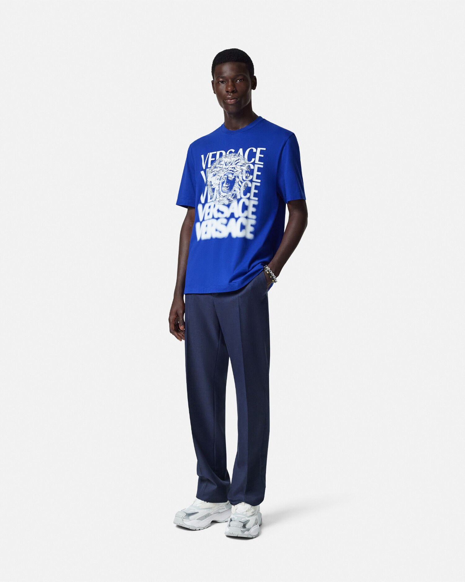 VERSACE メドゥーサ メダリオン Tシャツ ホワイト Tシャツ メドゥーサ メダリオン ブルー,ホワイト | VERSACE JP