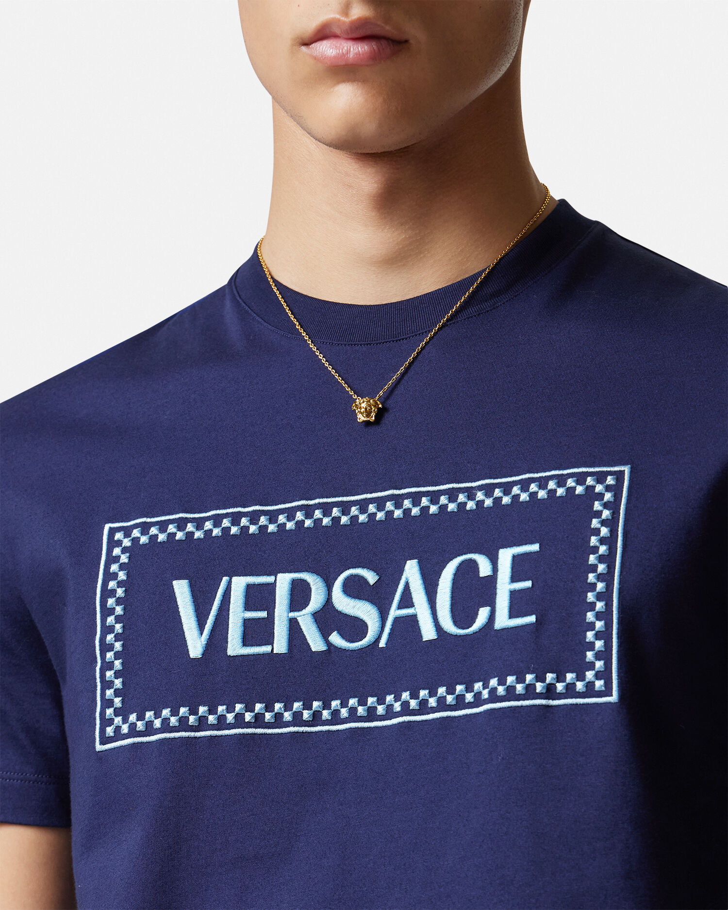 Tシャツ '90s ヴィンテージ ロゴ 刺繍 ブルー | VERSACE JP