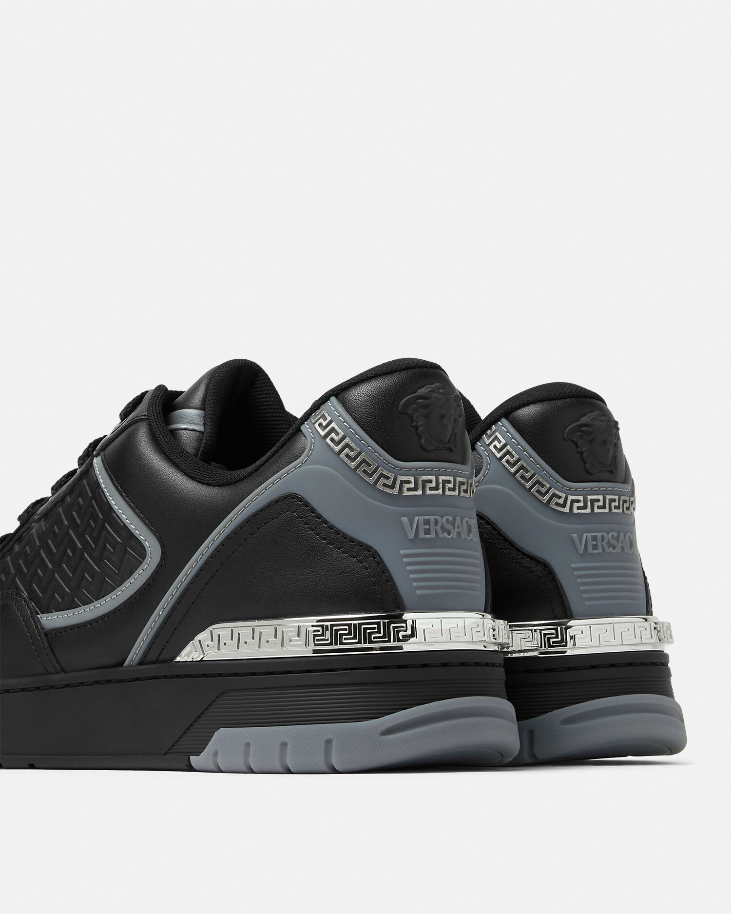 ビギー バスケット レザー スニーカー ブラック | VERSACE JP