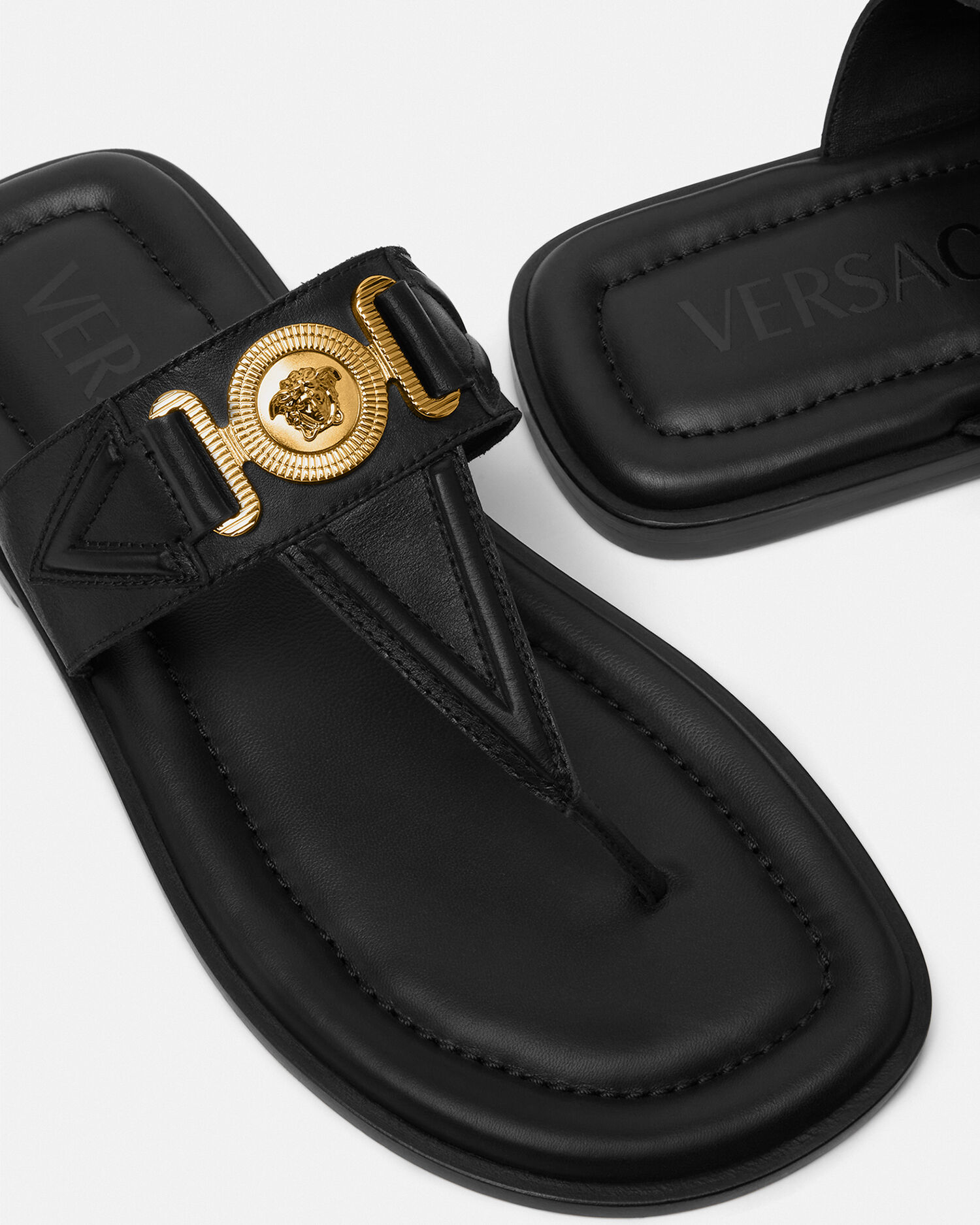 メドゥーサ ビギー サンダル ブラック,ゴールド | VERSACE JP
