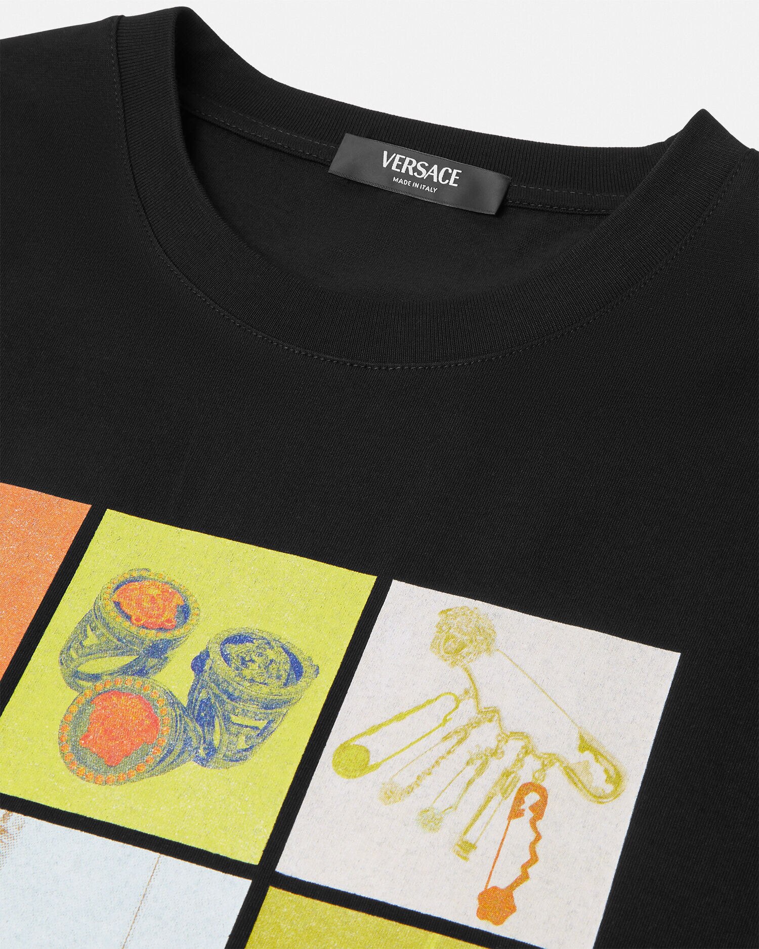 Tシャツ | ヴェルサーチェ 日本