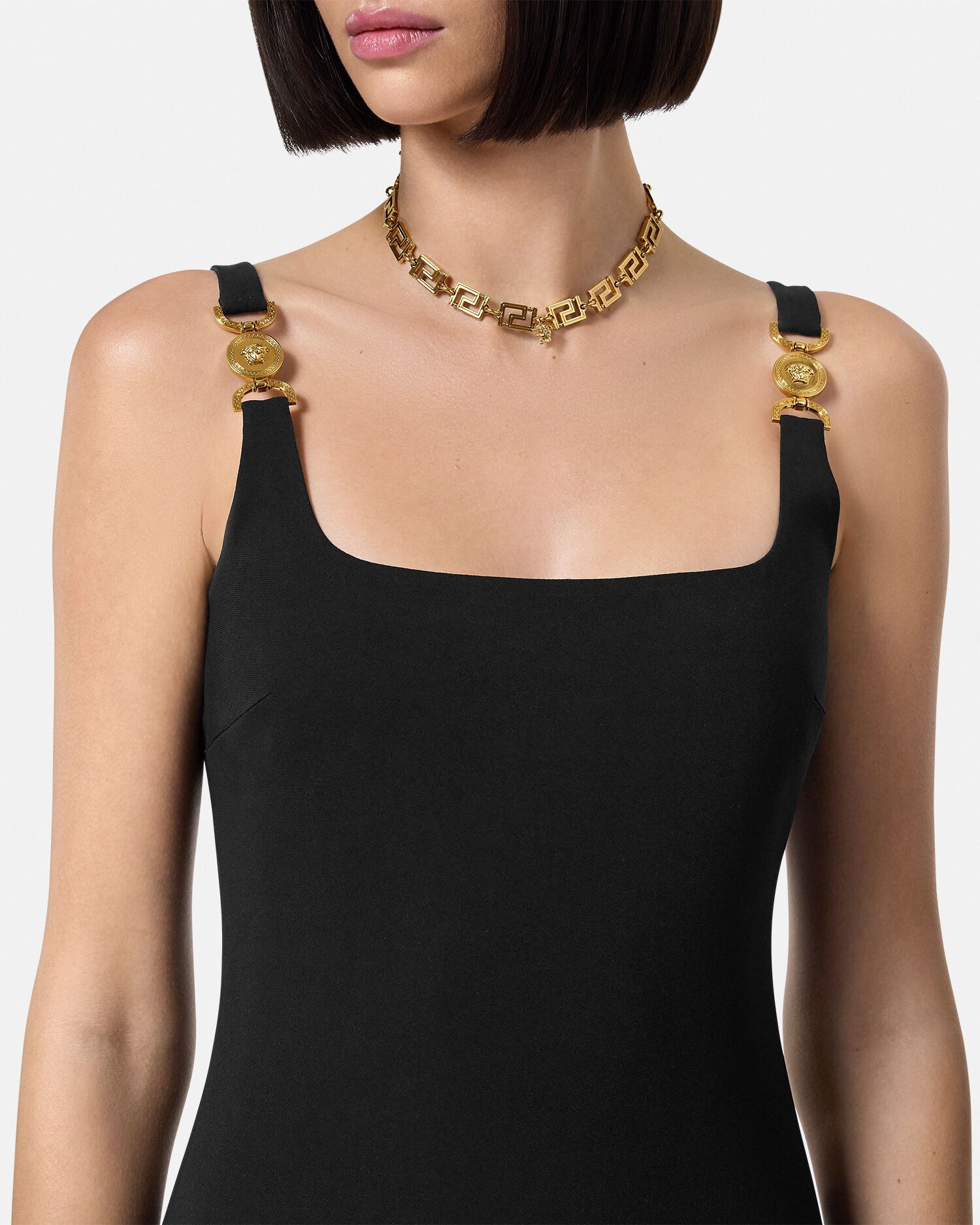 国内発送【VERSACE 】メドゥーサ '95 フィット ミディ ドレス メドゥーサ '95 フィット ミディ ドレス ブラック | VERSACE JP