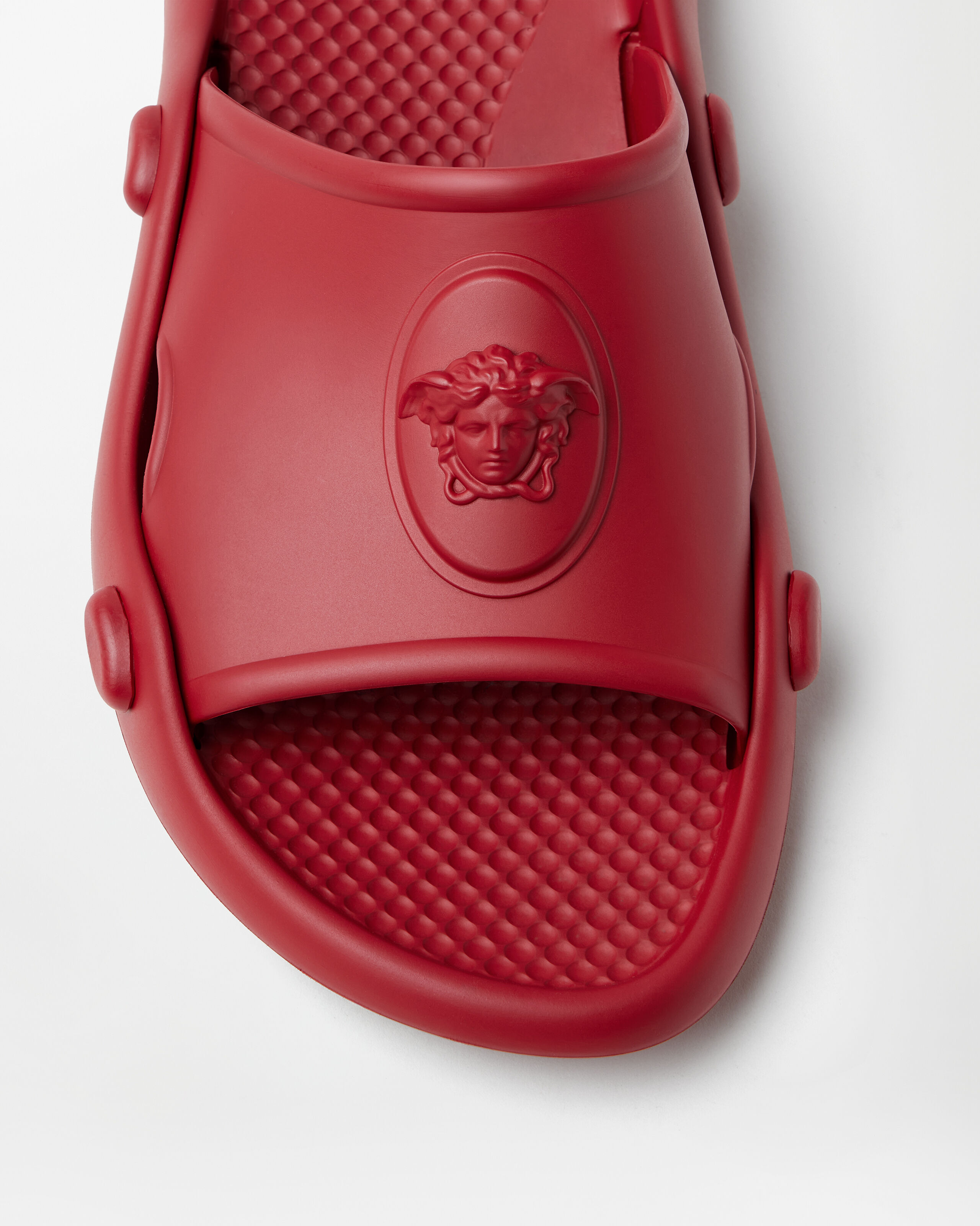 ネットゥーノ ラバー スライダーサンダル レッド | VERSACE JP