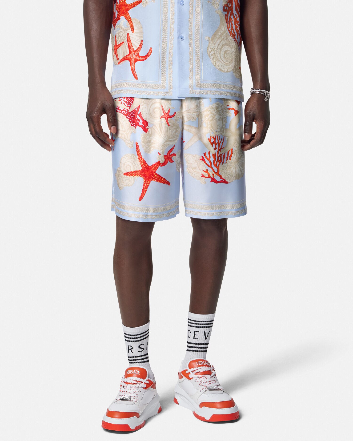バロッコ シー シルク ショートパンツ ブルー,プリント | VERSACE JP