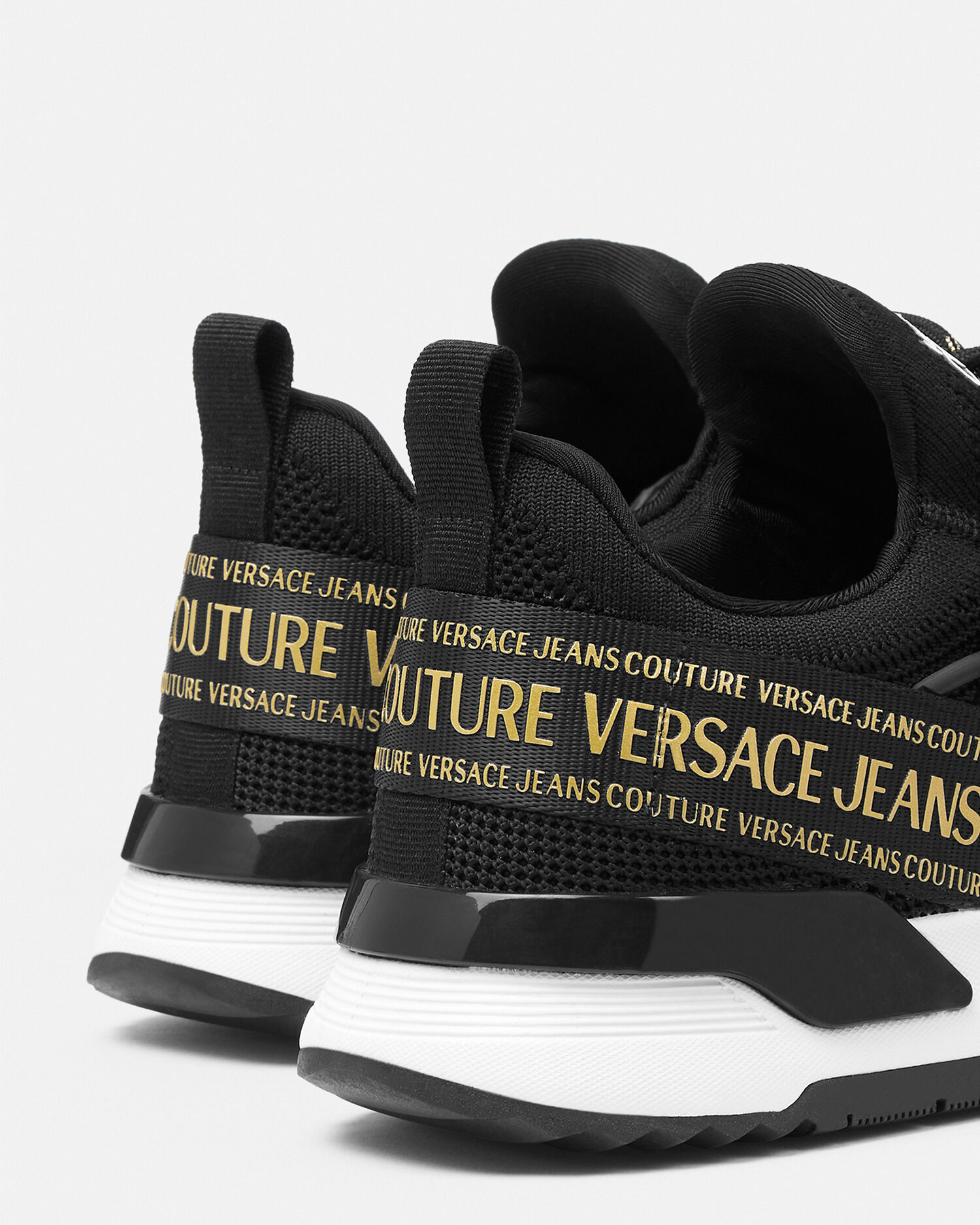 ダイナミック ロゴ スニーカー ブラック,ゴールド | VERSACE JP