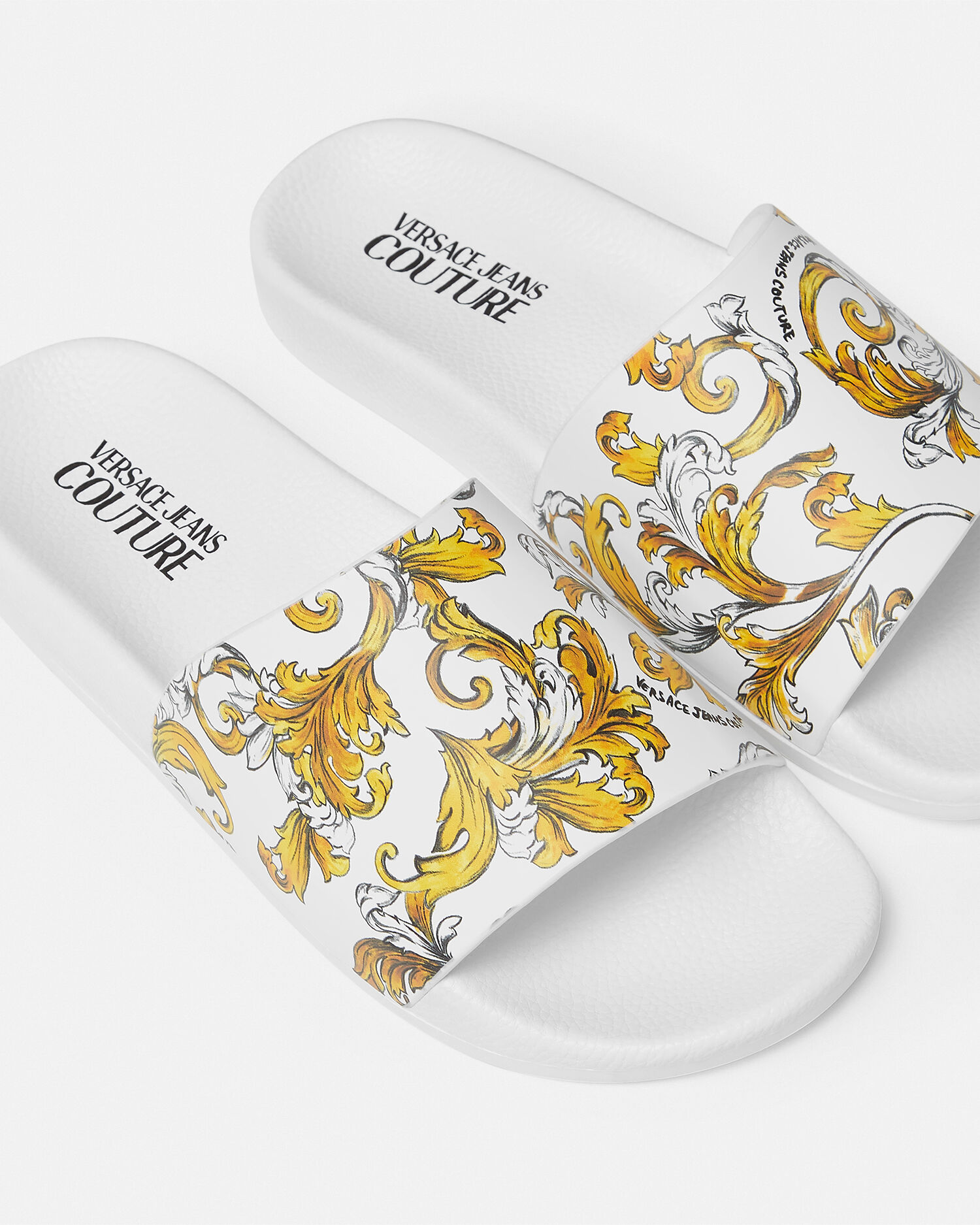 【VERSACE】 バロッコ スライダーサンダル アウトライン バロッコ スライダーサンダル | VERSACE JP