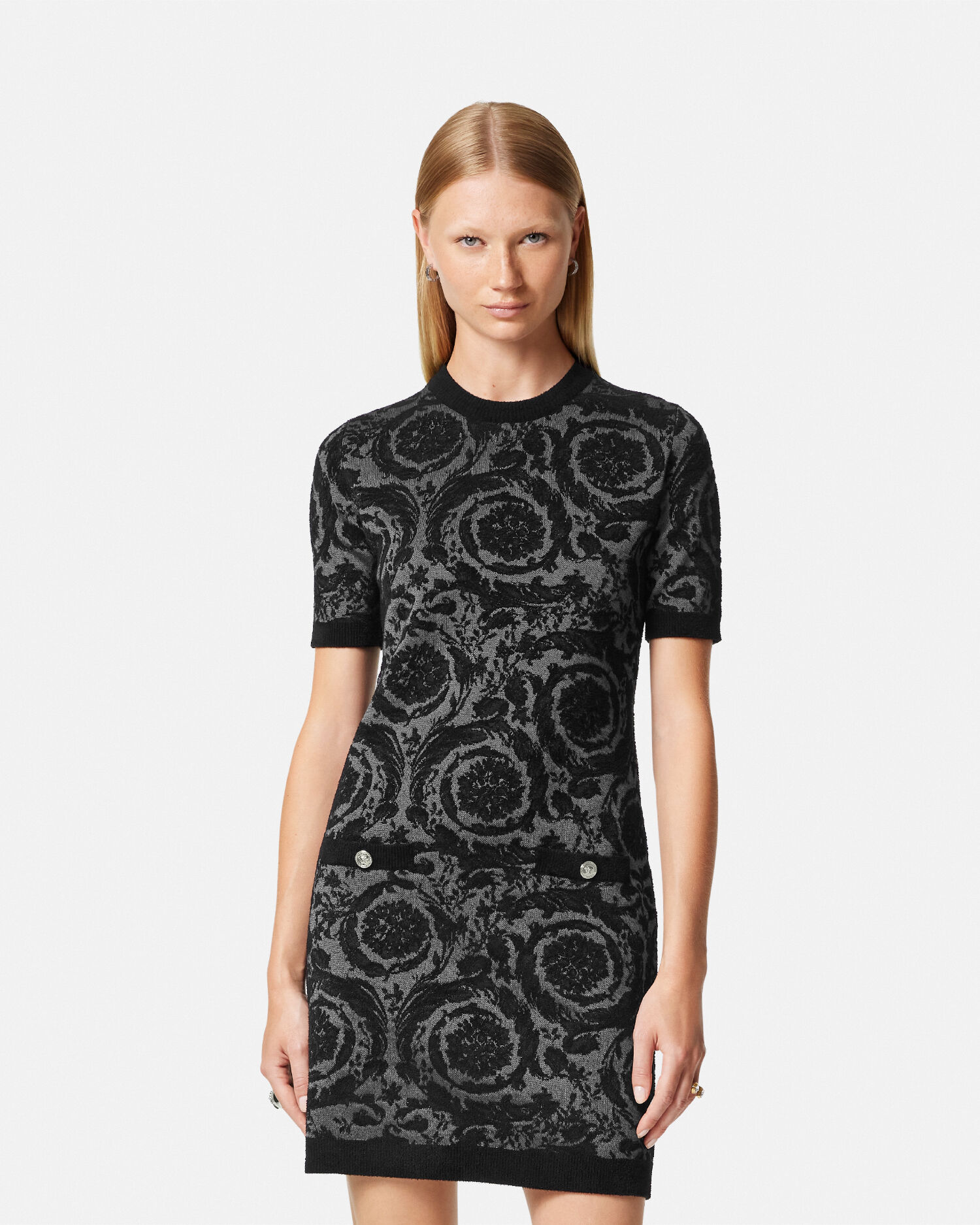 最新最全の バロッコ シェニール ニット ミニ ドレス ブラック | VERSACE JP ワンピース
