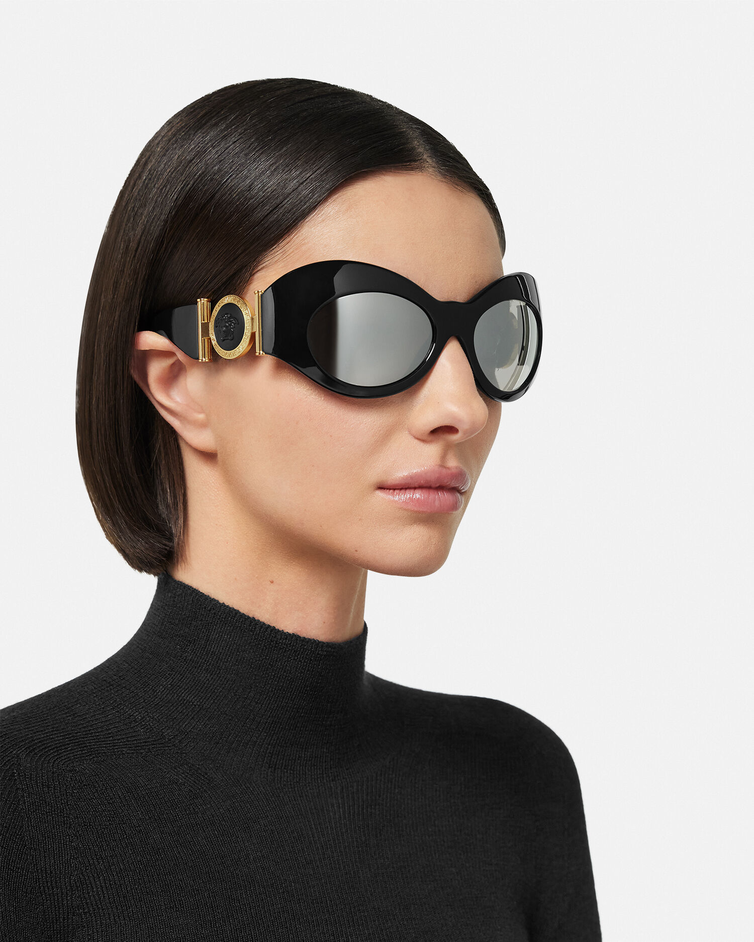 期間限定 数量限定 新品•未使用 サングラス オーバルシールド VERSACE 小物