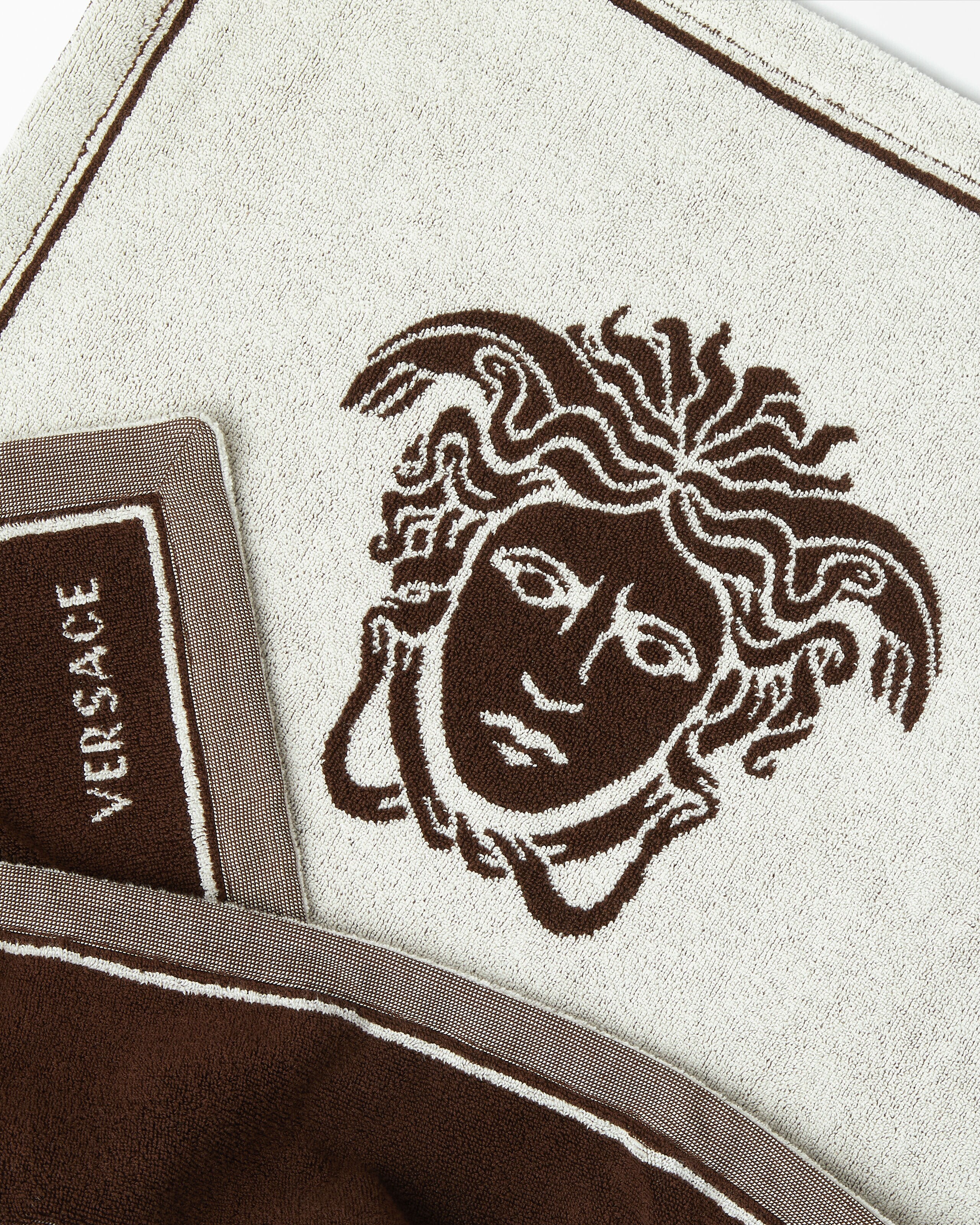 コットンテリー ジャカード バスタオル ブラウン | VERSACE JP コットンテリー ジャカード バスタオル ブラウン | VERSACE JP