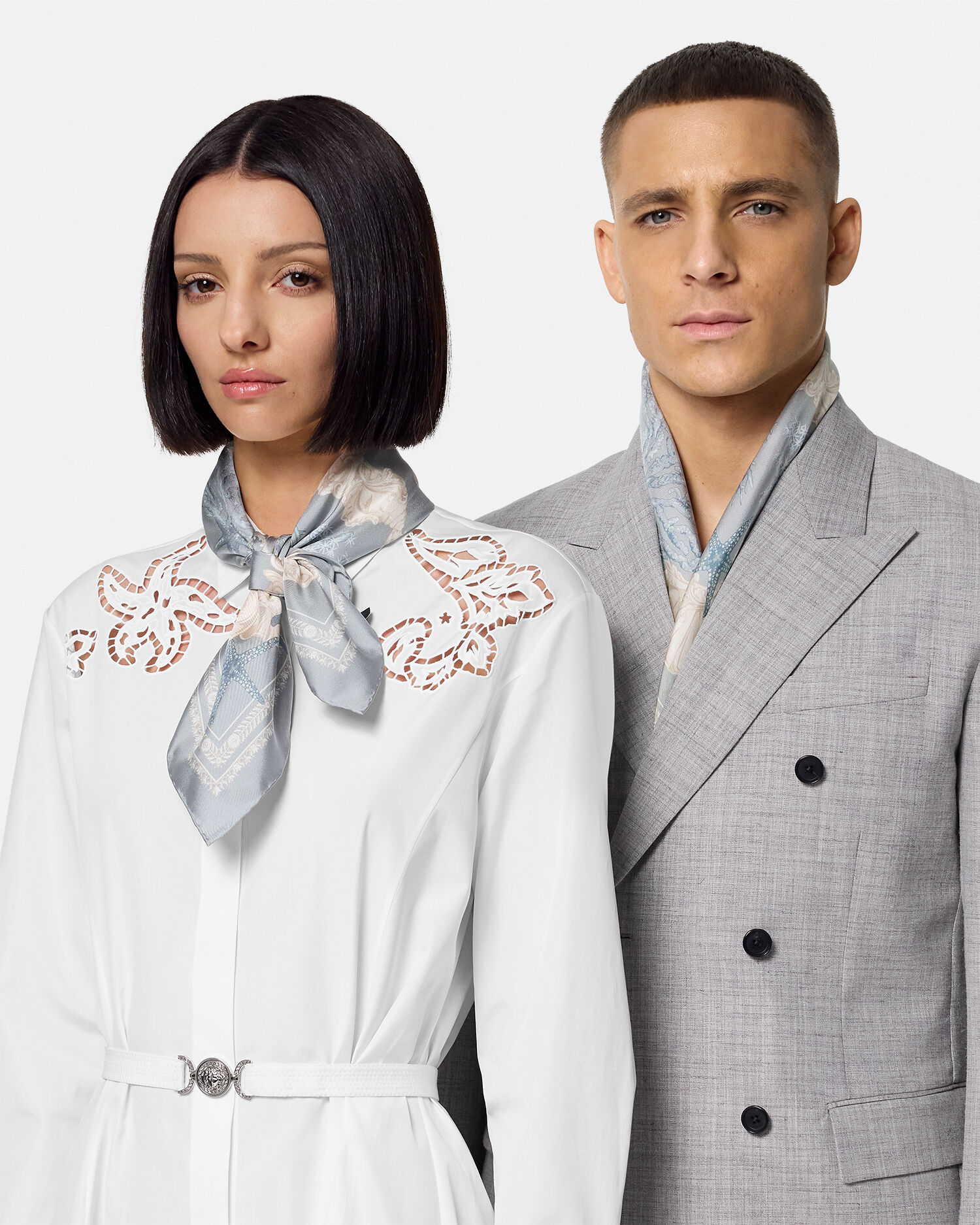 バロッコ シー シルク スカーフ 70 cm ブルー,プリント | VERSACE JP