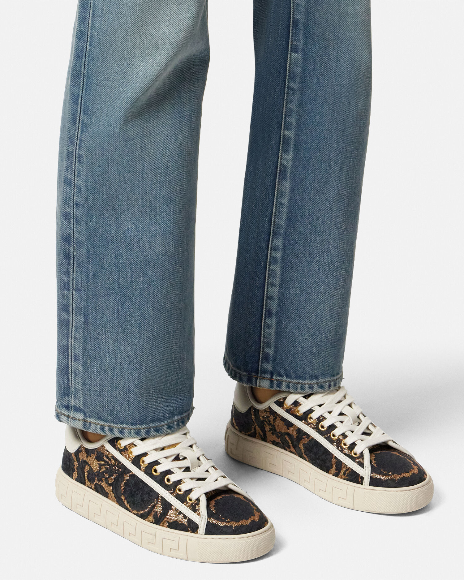 レディース*VERSACE* スニーカー バスケット バロッコ グレカ バロッコ グレカ スニーカー ブラック,プリント | VERSACE JP