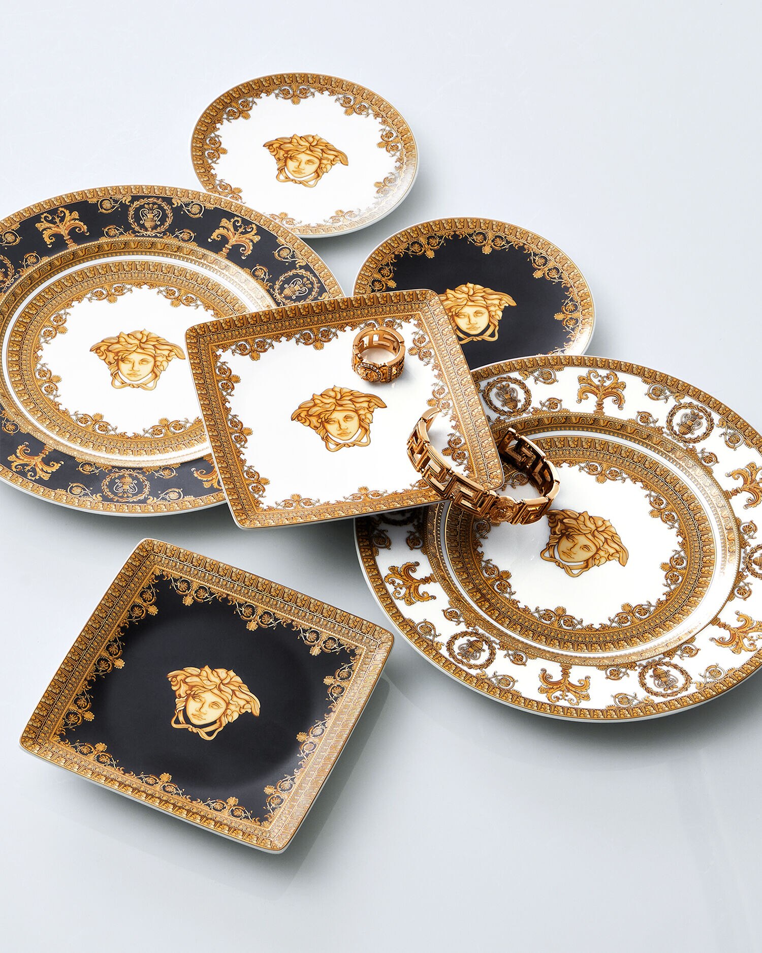 I ♡ バロック プレート 18 cm プリント | VERSACE JP
