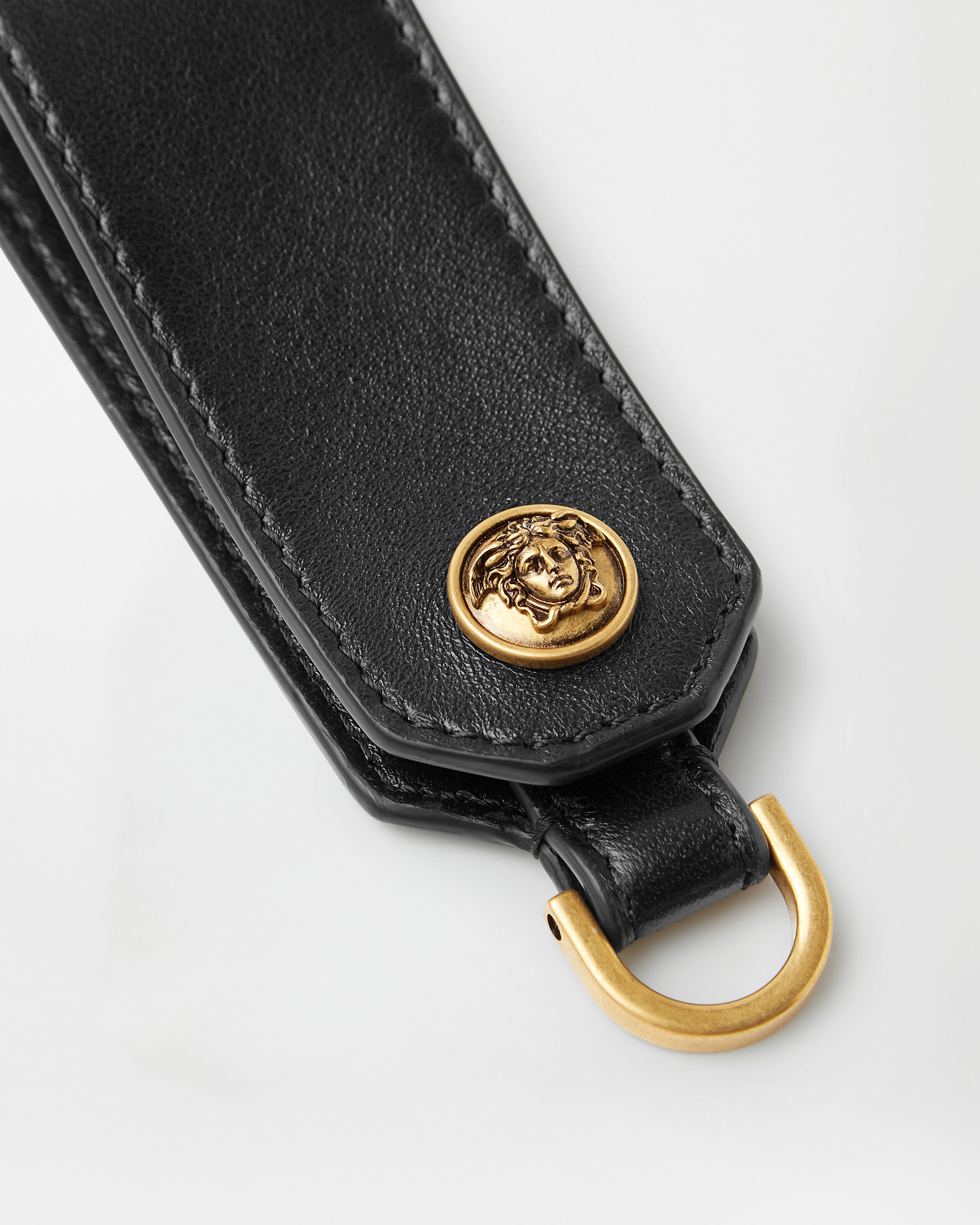 アンブレム レザー キーチェーン ブラック | VERSACE JP