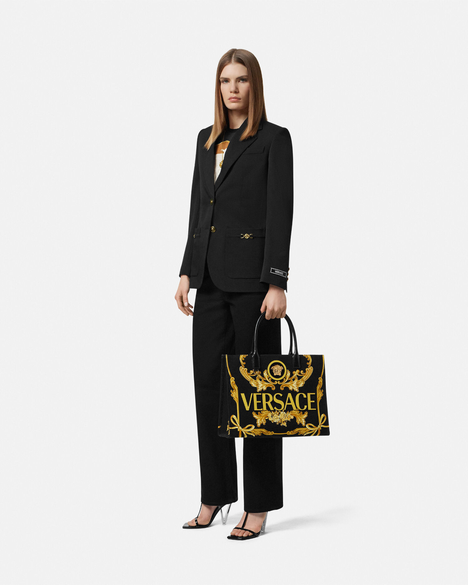 関税送料込◆VERSACE◆カメオ ラ メドゥーサ ラージトートバッグ スモール トート バッグ カメオ ラ メドゥーサ | VERSACE JP