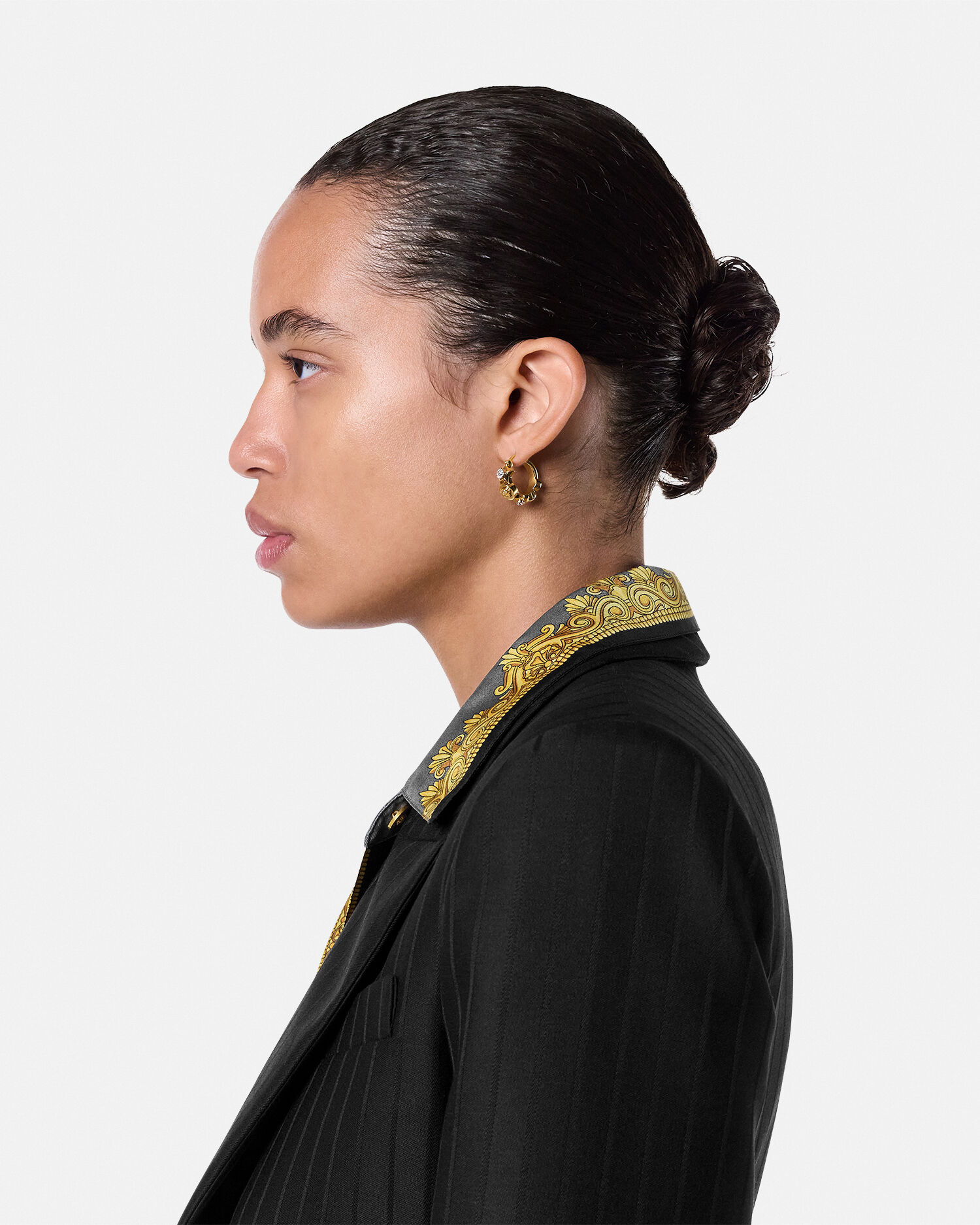 VERSACE イヤリング 送料無料 トリビュート メドゥーサ スタッズイヤリング ゴールド | VERSACE JP