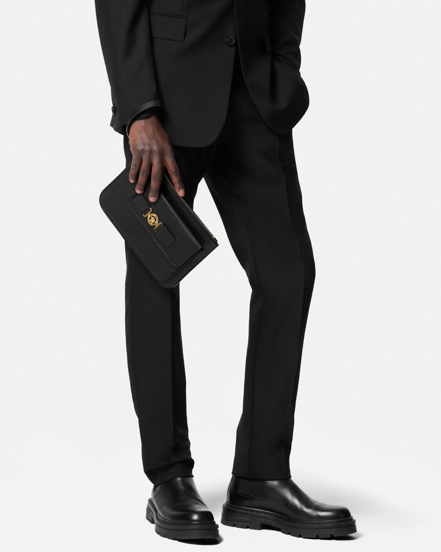 メドゥーサ ビギー ポーチ ブラック,ゴールド | VERSACE JP
