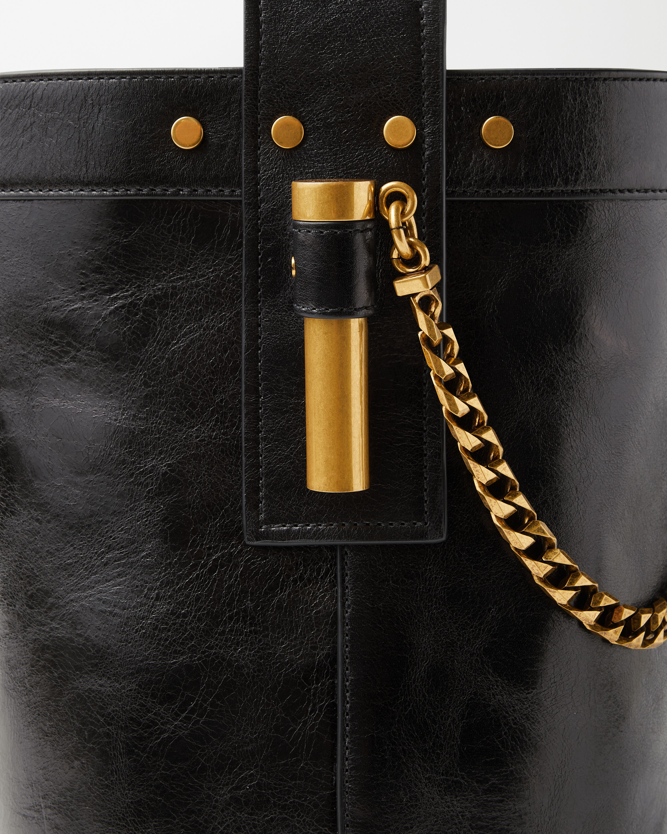 ピヴォ スモール レザー バケット バッグ ブラック | VERSACE JP