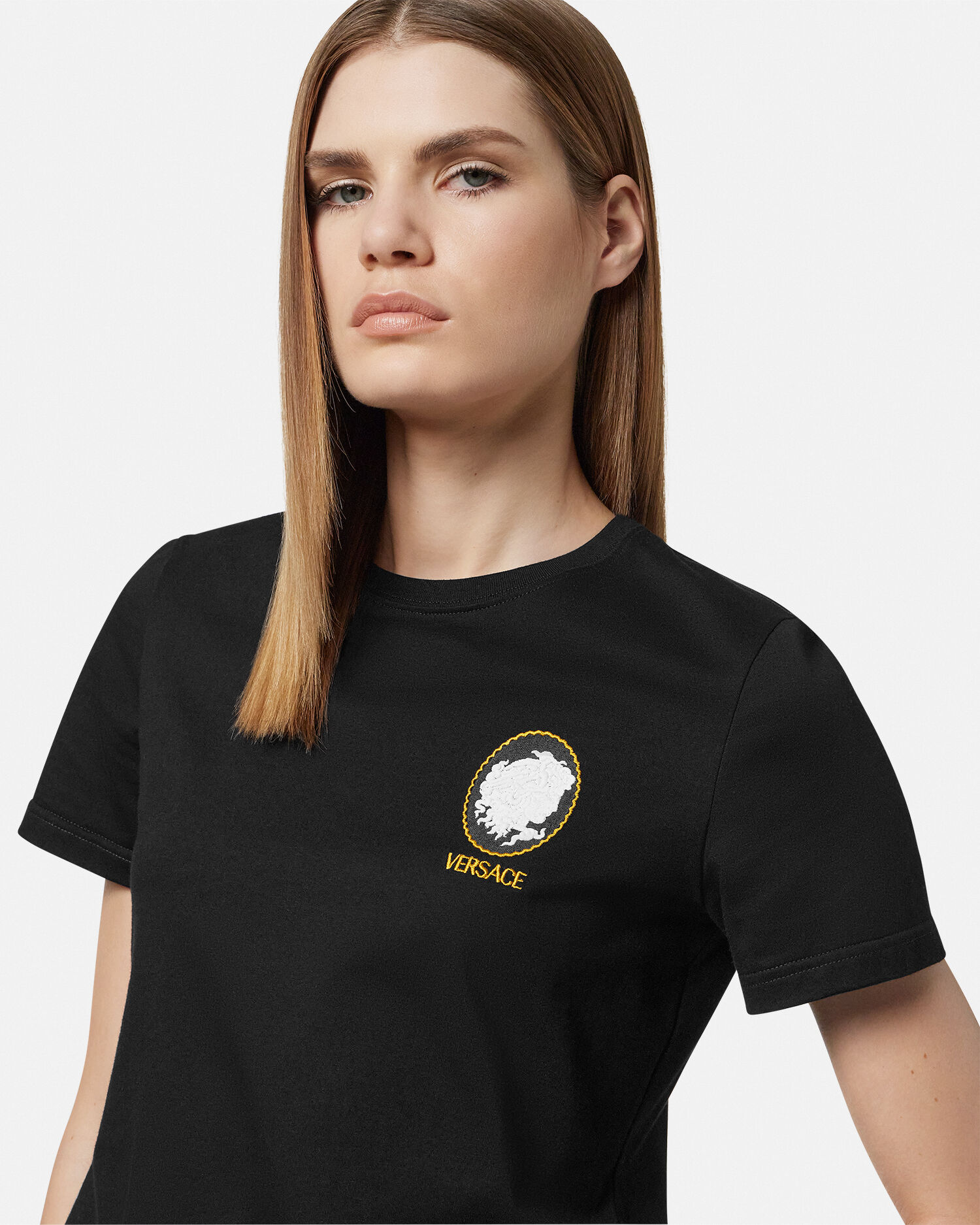 VIPSALE【VERSACE】スリムフィット Tシャツ カメオ ロゴ スリムフィット Tシャツ カメオ ロゴ | VERSACE JP