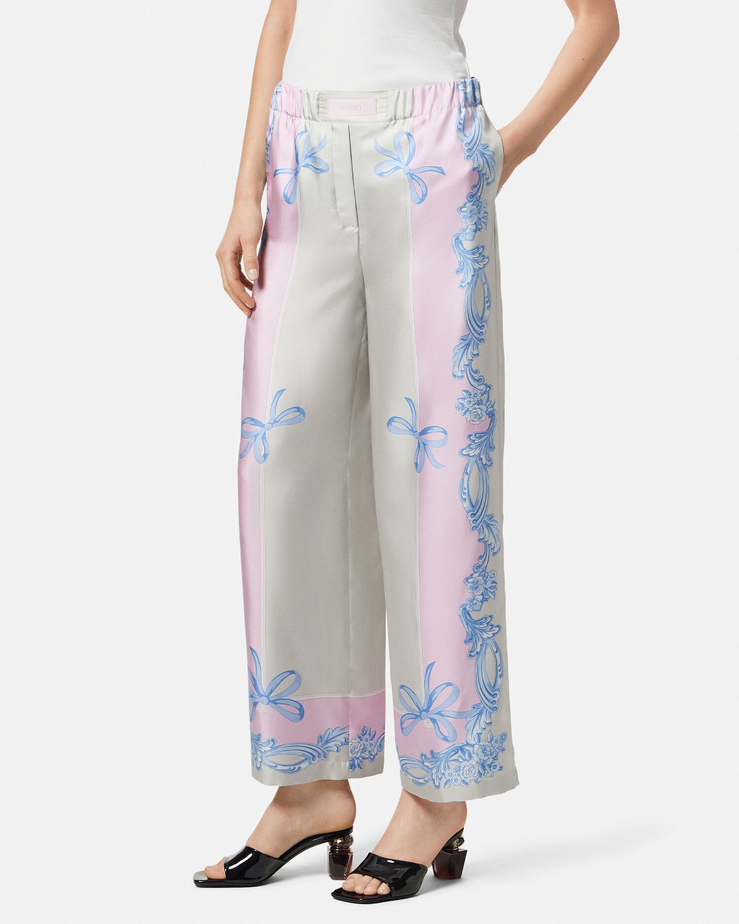 ヴェルサーチェ☆メデューサカメオプリント シルクパンツ シルク パンツ カメオ プリント | VERSACE JP