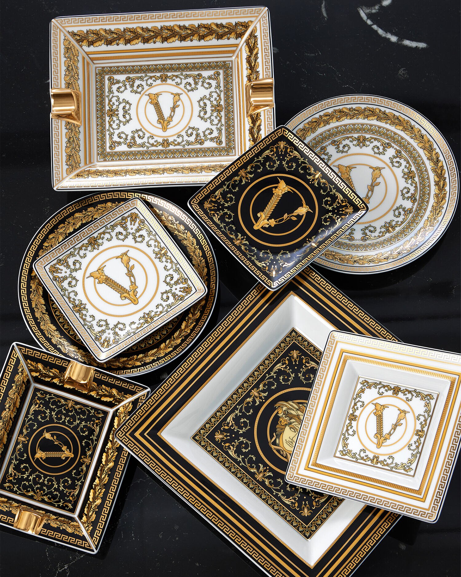 美品 VERSACE 大型　メドゥーサクリスタルアッシュトレイ 13cm Medusa Lumière Haze Ashtray 5.1