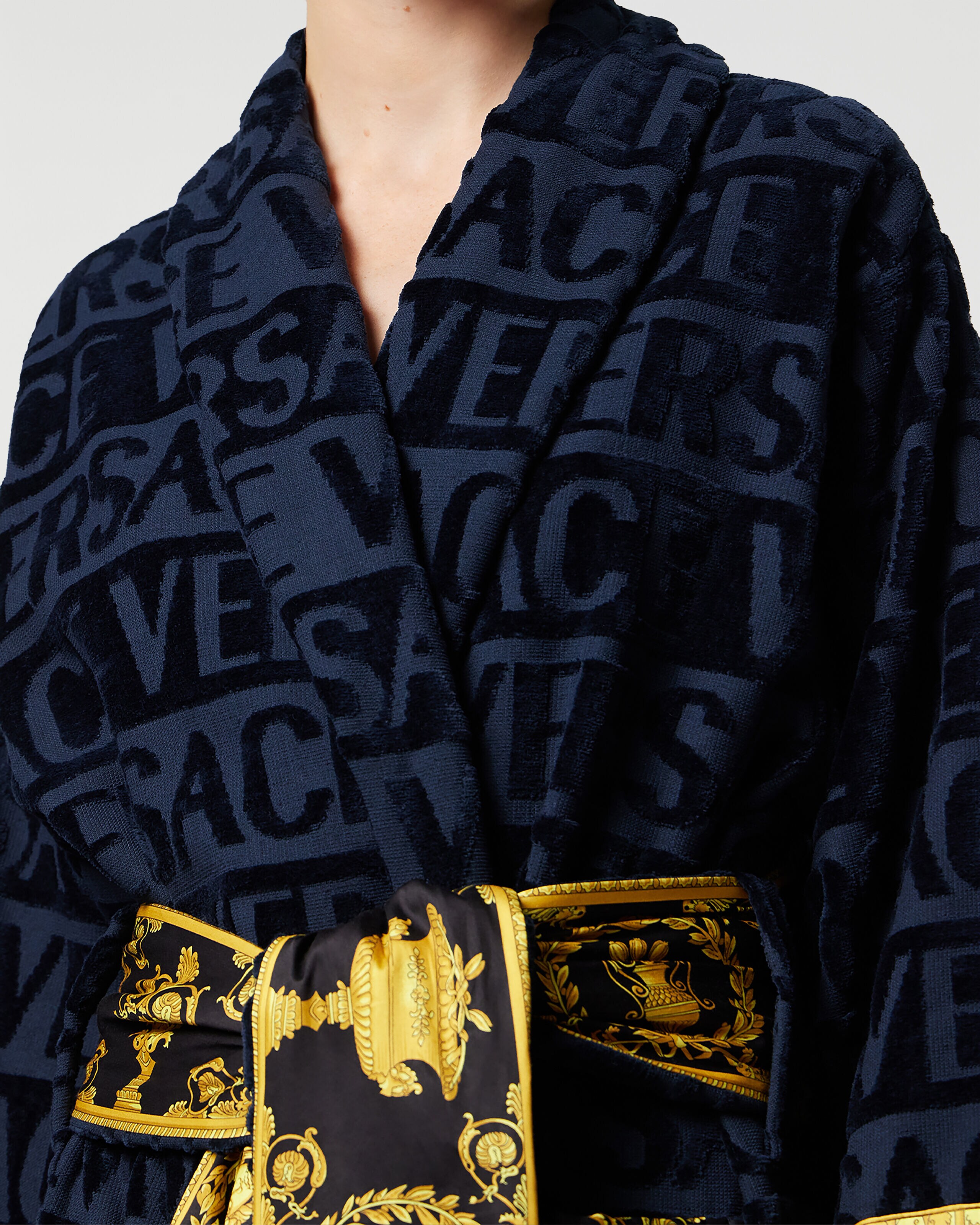 I ♡ バロック バスローブ ブルー | VERSACE JP