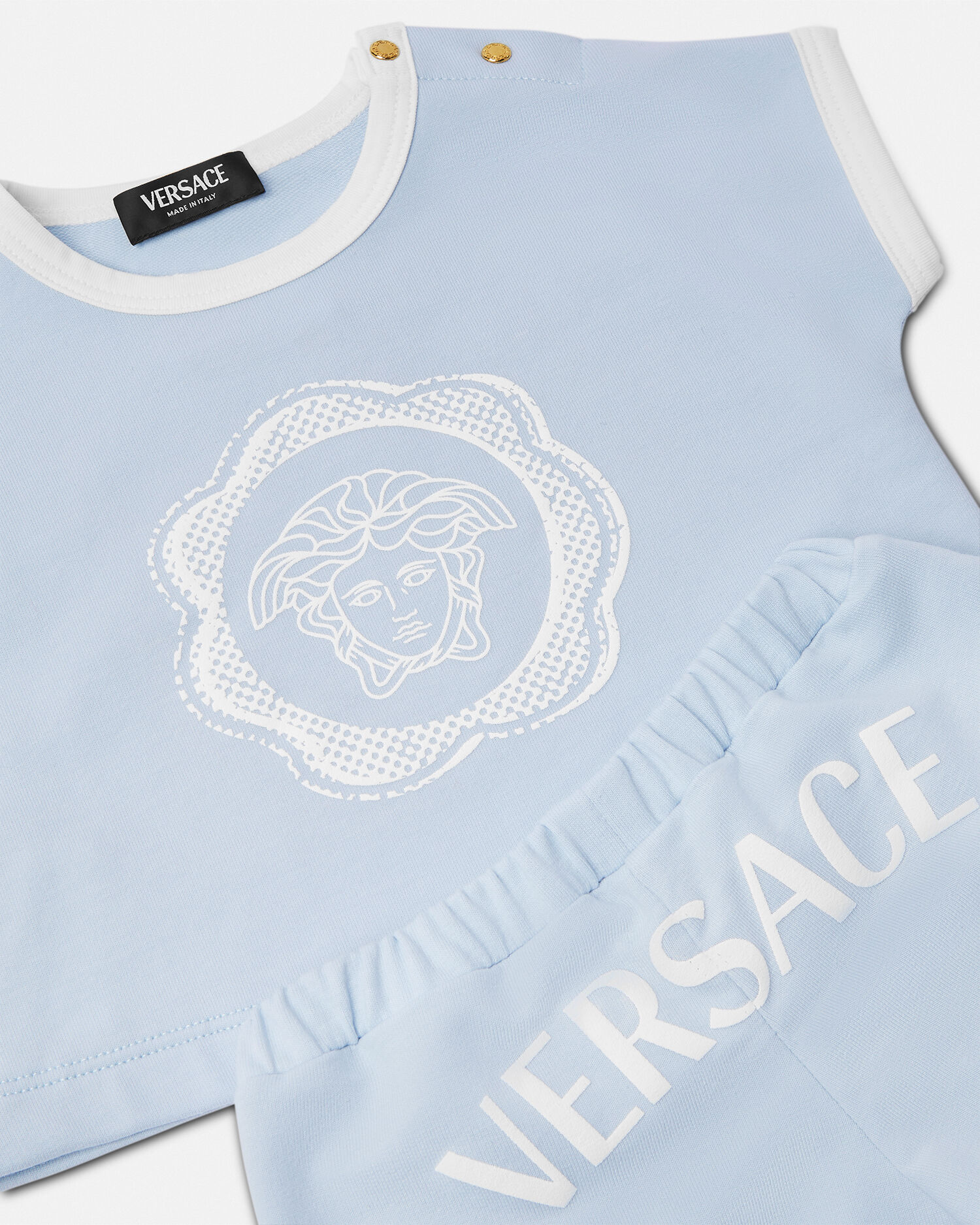 【VERSACE】ヴェルサーチェ ロゴプリントツーピーストラックスーツ110cm 楽天市場】ヴェルサーチ VERSACE メンズ パンツ ボトムス ロゴ