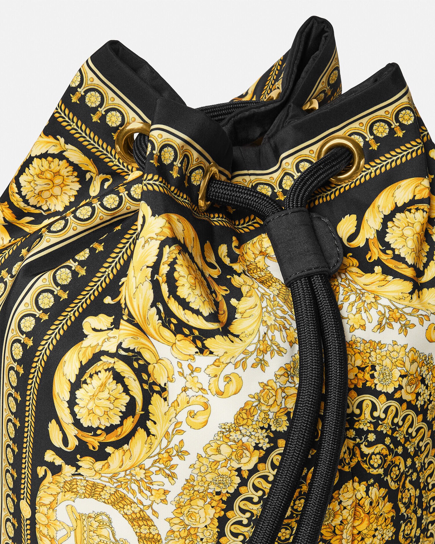 VERSACE　バロック柄　メデューサ　ゴールド金具　ショルダーバッグ　バケット キッズ プリント ナイロン スリング バケット バッグ プリント