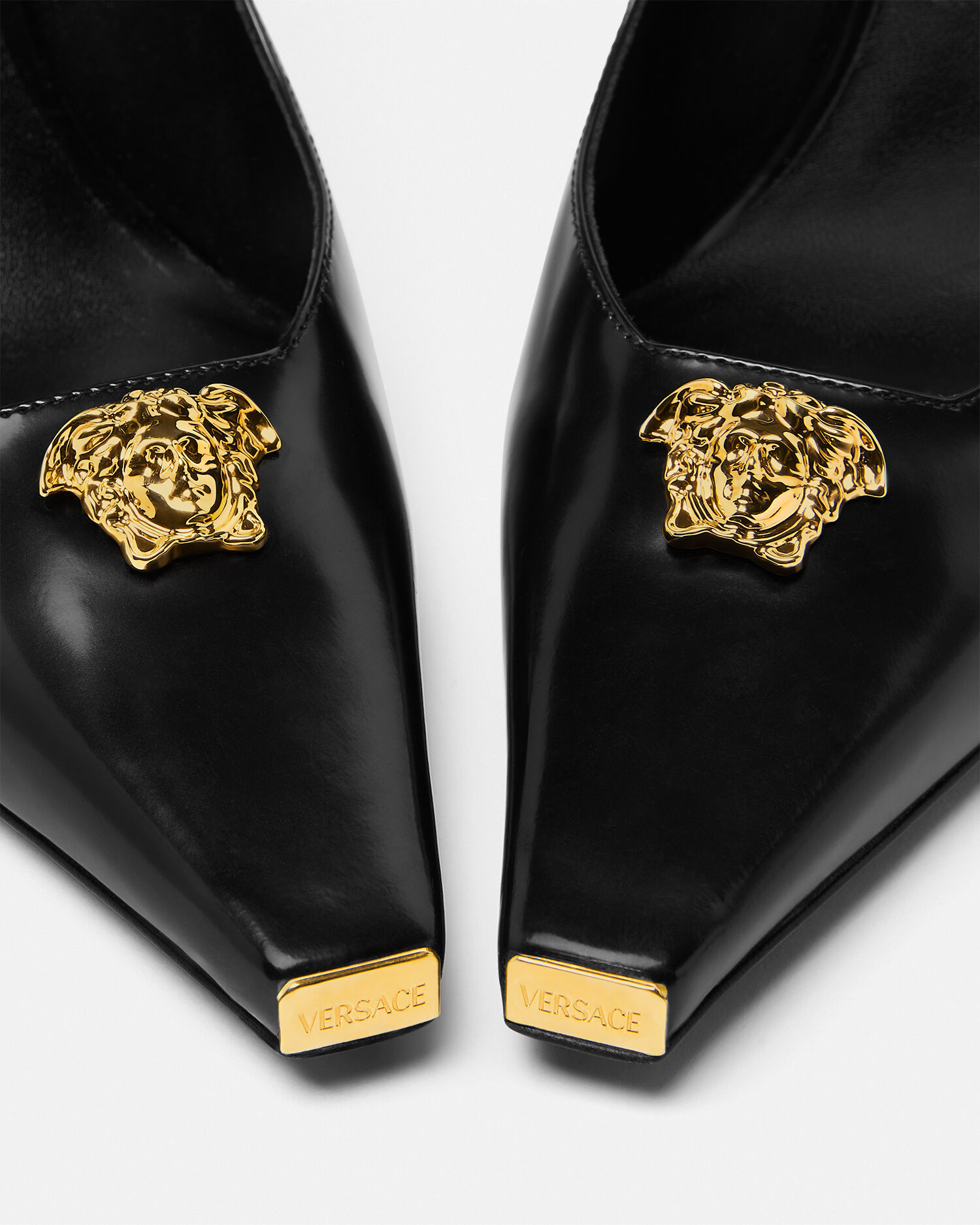 ラ メドゥーサ パンプス 105 mm | VERSACE JP