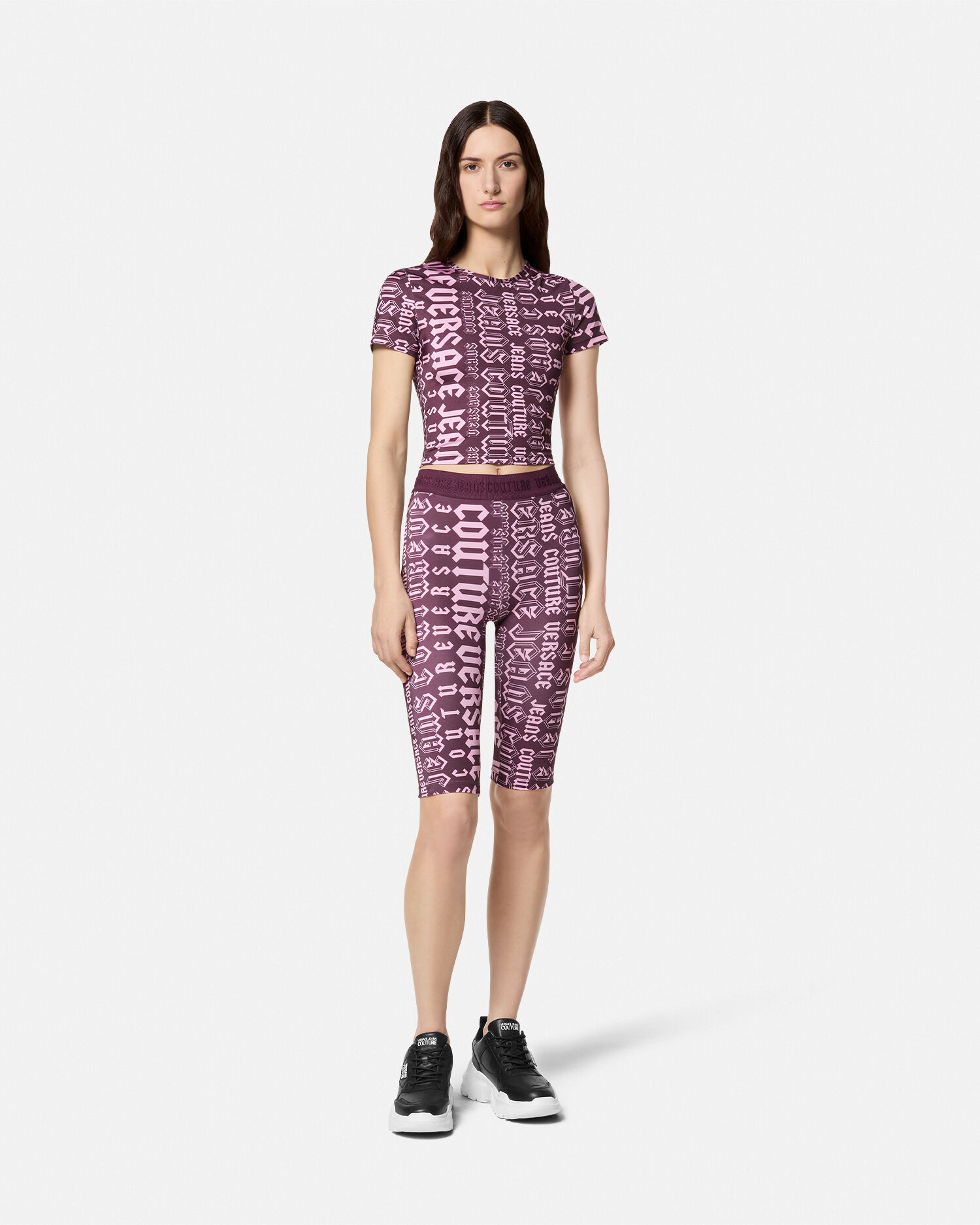 クロップ Tシャツ ロゴマニア パープル | VERSACE JP