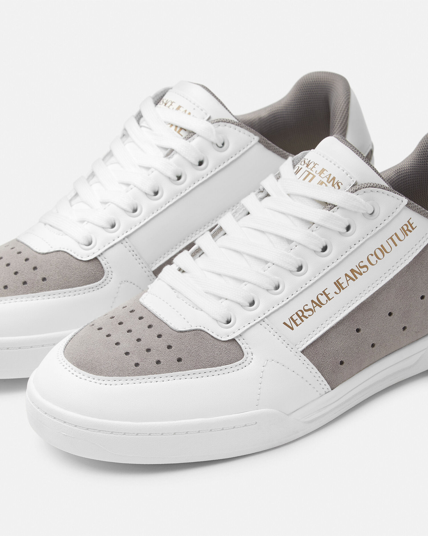 ★VERSACE★フォンド ブルックリンスニーカー ブルックリン スニーカー グレー,ホワイト | VERSACE JP