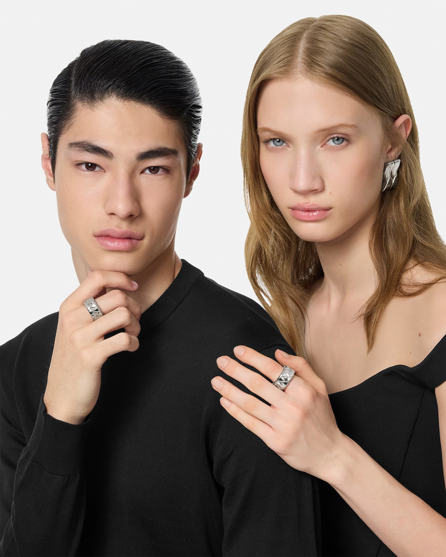 ペアルックにも*VERSACE*グレカ彫刻入 バインドリング 指輪 90_1017127-