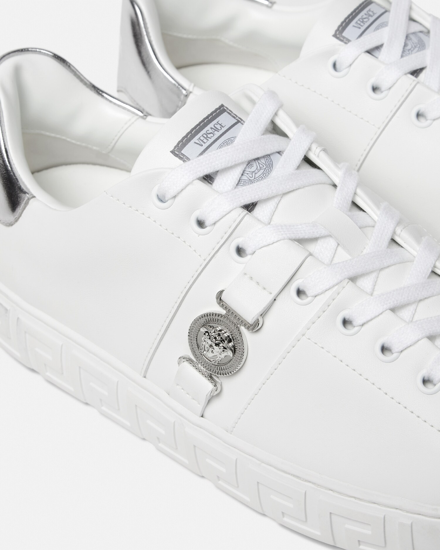 グレカ レザー スニーカー ホワイト,シルバー | VERSACE JP