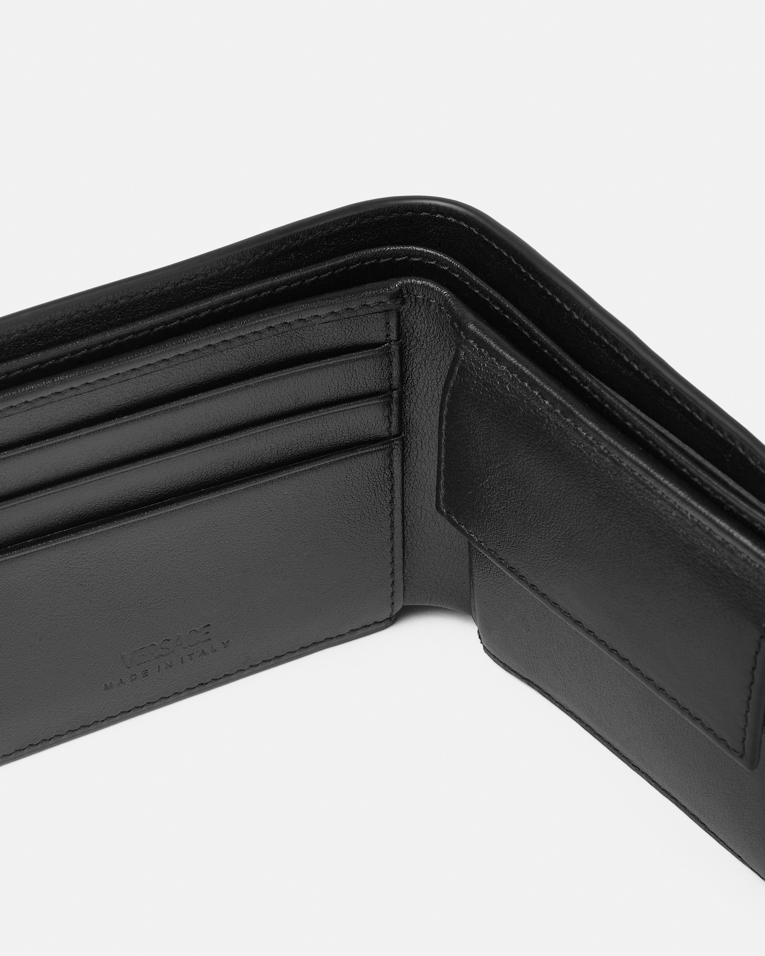 専用　ジャンニヴェルサーチ クロコ型押し 二つ折り財布 がま口 サンバースト 楽天市場】クロコ 型押し（ブランドヴェルサーチェ）（バッグ・小物