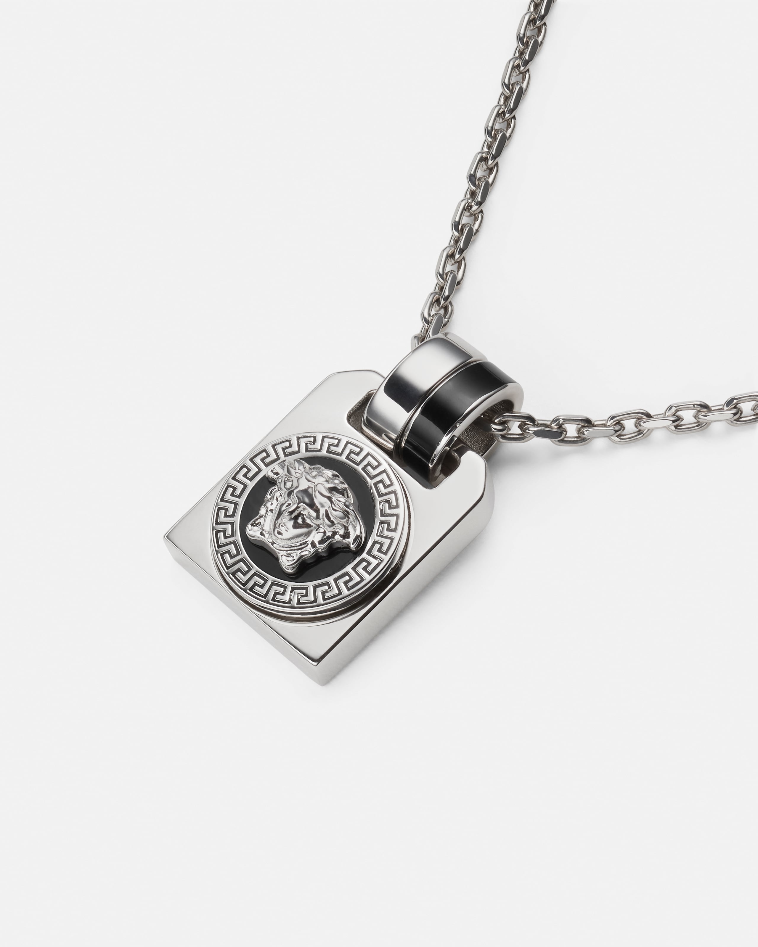 アイコン ファッション ジュエリー