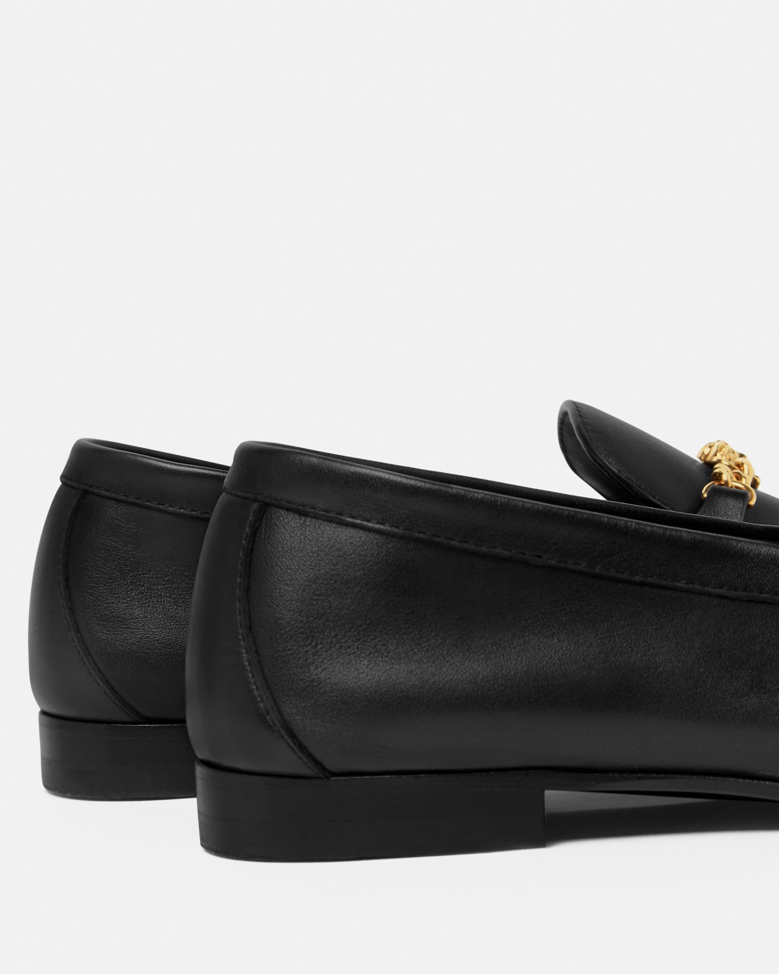 メドゥーサ レザー ローファー ブラック,ゴールド | VERSACE JP