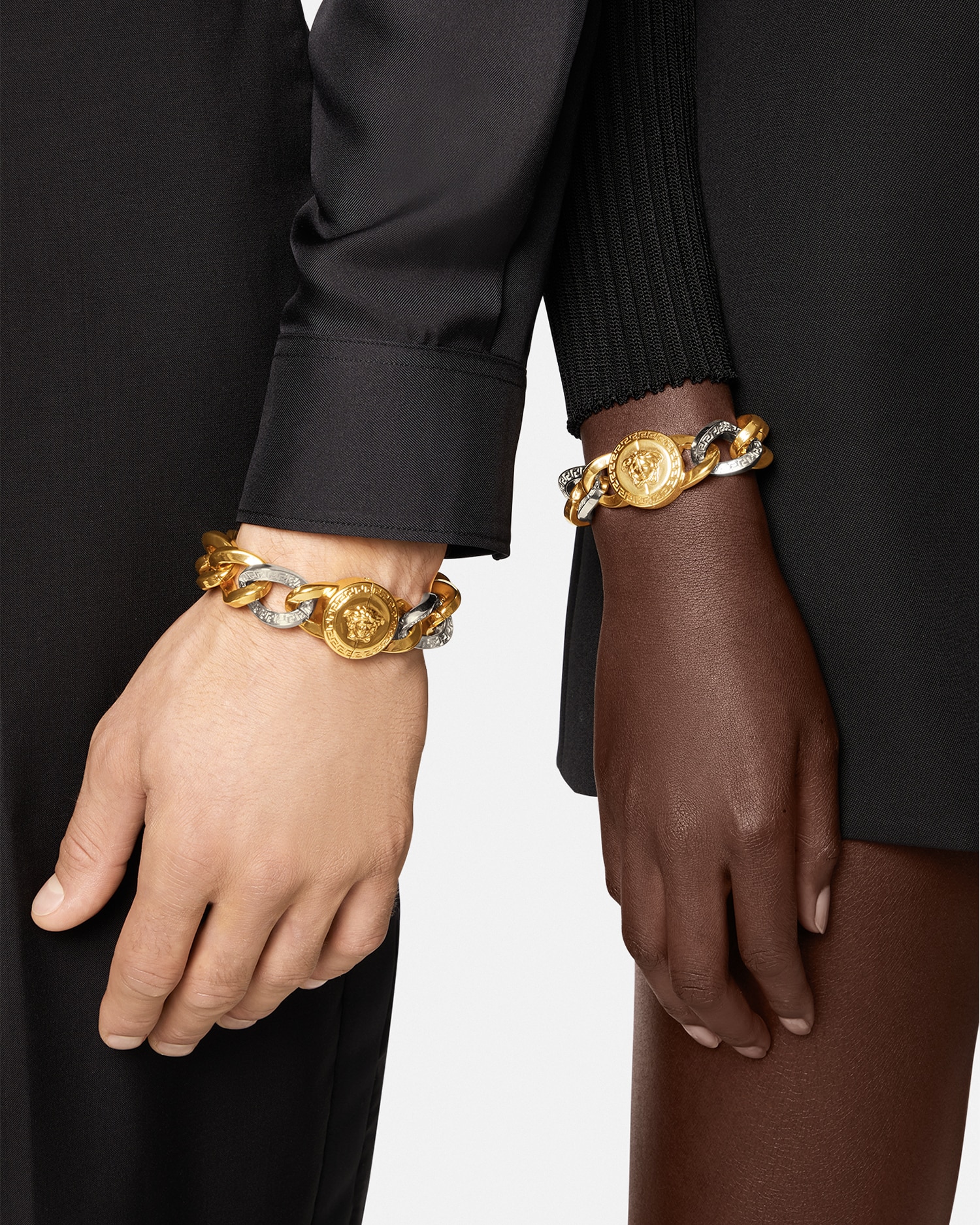 ラ メドゥーサ レザー ブレスレット ブラック,ゴールド | VERSACE JP