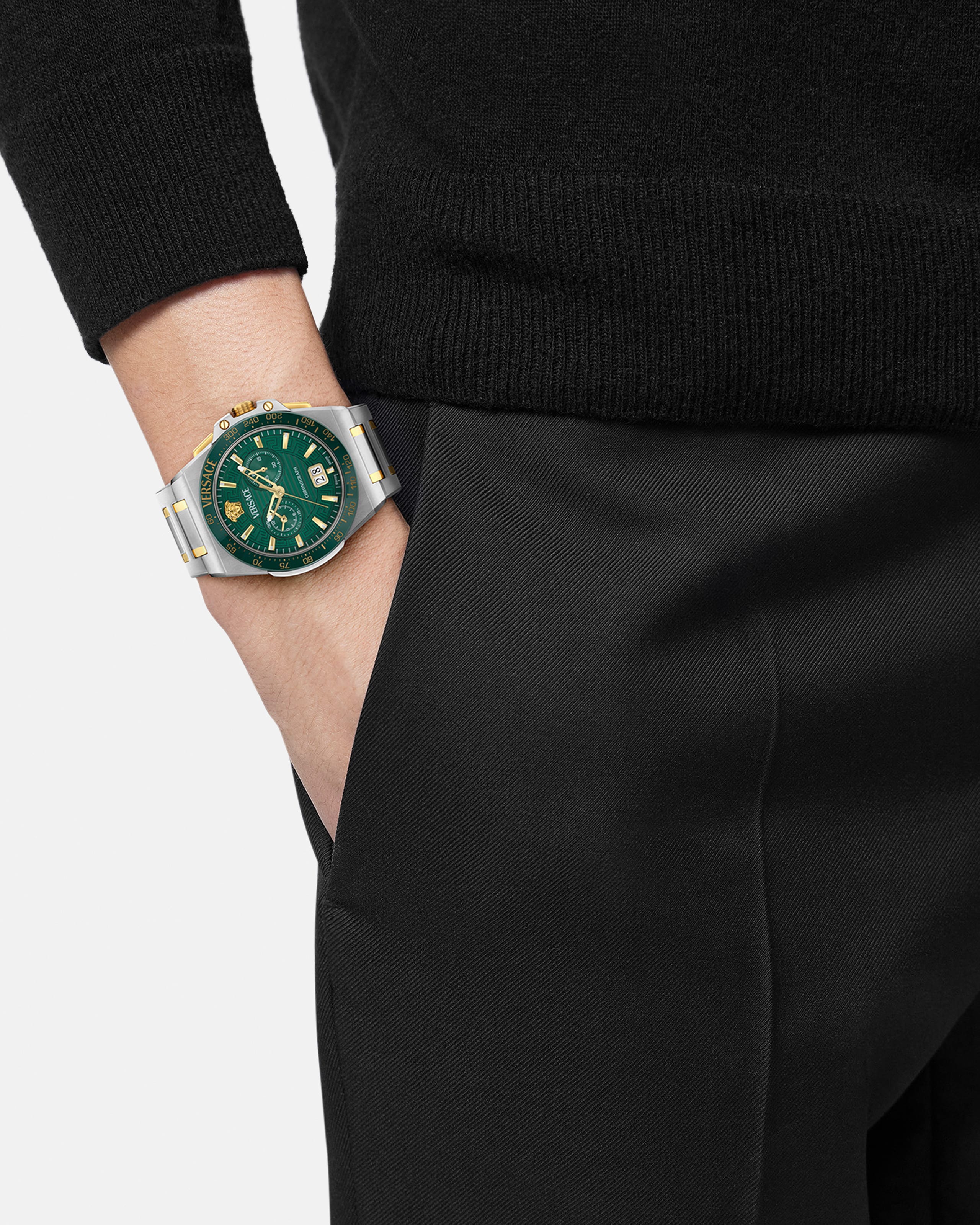 て*も様 VERSACE ベンサーチ腕時計 世界限定500本】『VERSACE（ヴェルサーチェ）』は、ブランド初となる