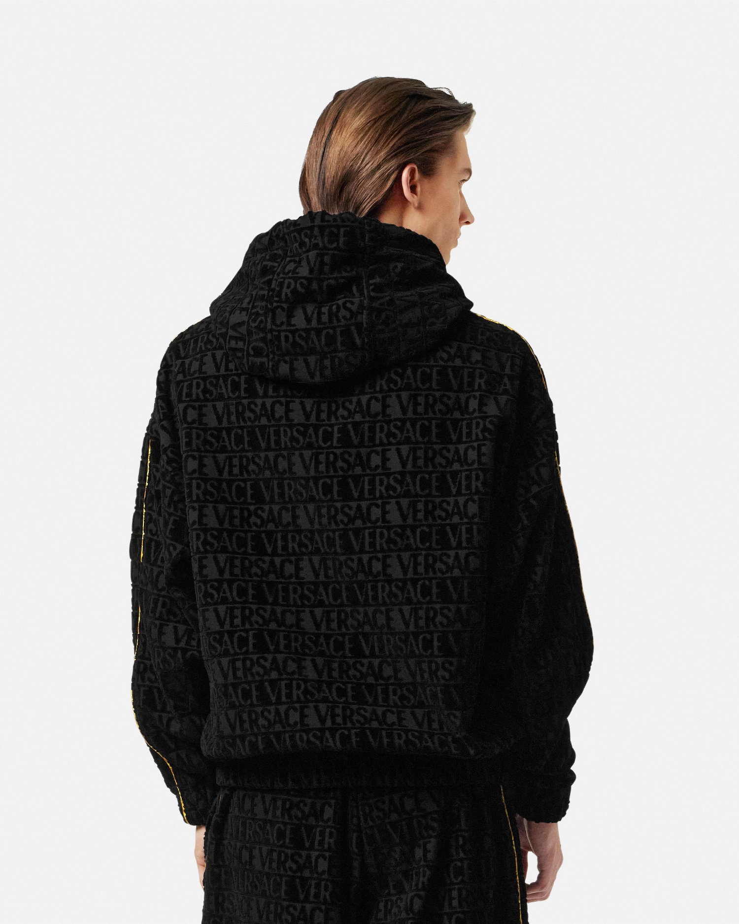 カスタムフーディ、スウェットパンツ、ショートパンツ | ヴェルサーチ