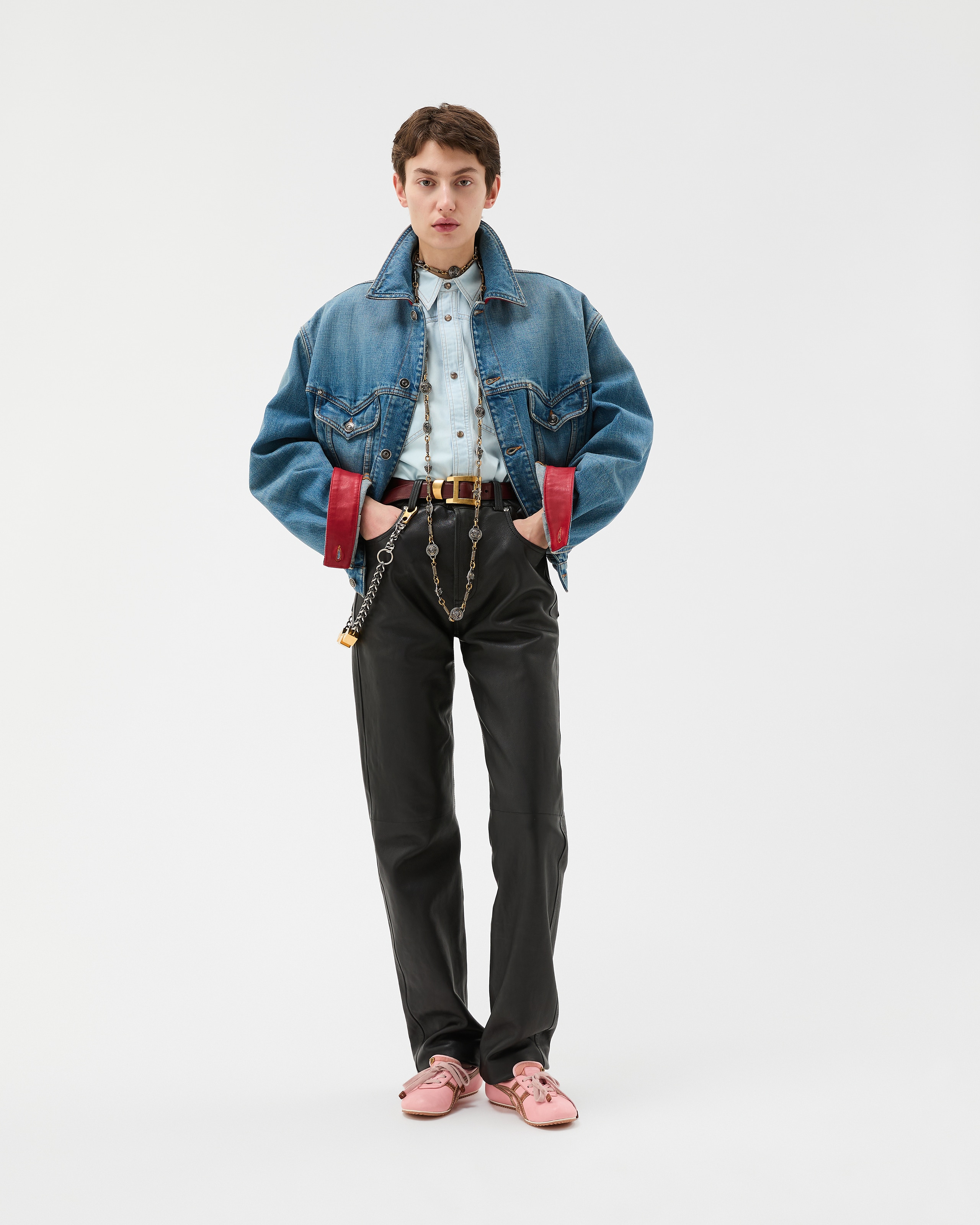 186005 VERSACE ヴェルサーチ カラヴァッジオプリントデニムジャケット マルチ [0000000001375] レディース デザイナー デニム ジャケット｜公式サイト | ヴェルサーチ