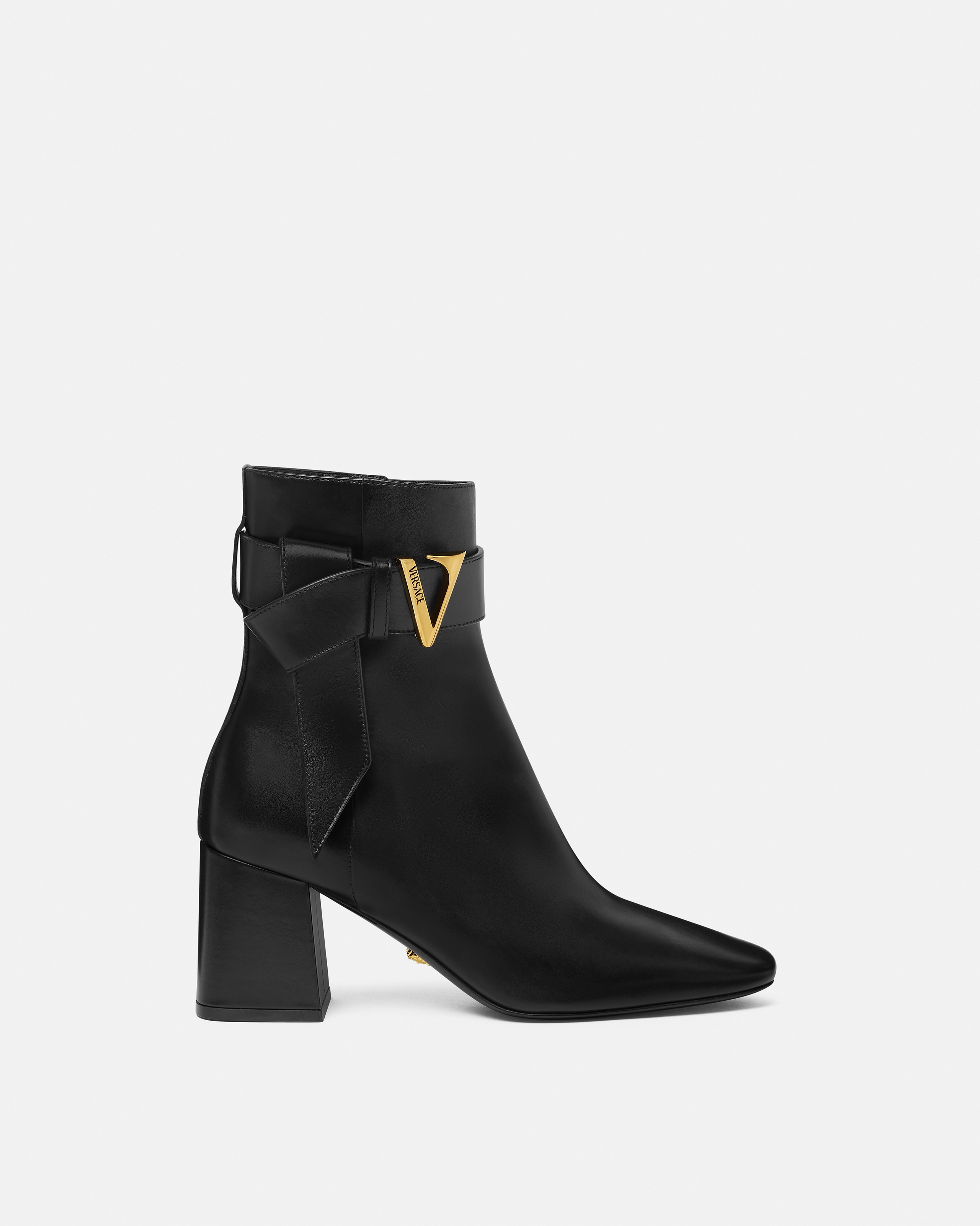 美品 GIANNI VERSACE アンクルブーツ ベロア レザー ビックロゴ 美品 GIANNI VERSACE アンクルブーツ ベロア レザー ビックロゴ