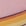 ピンク