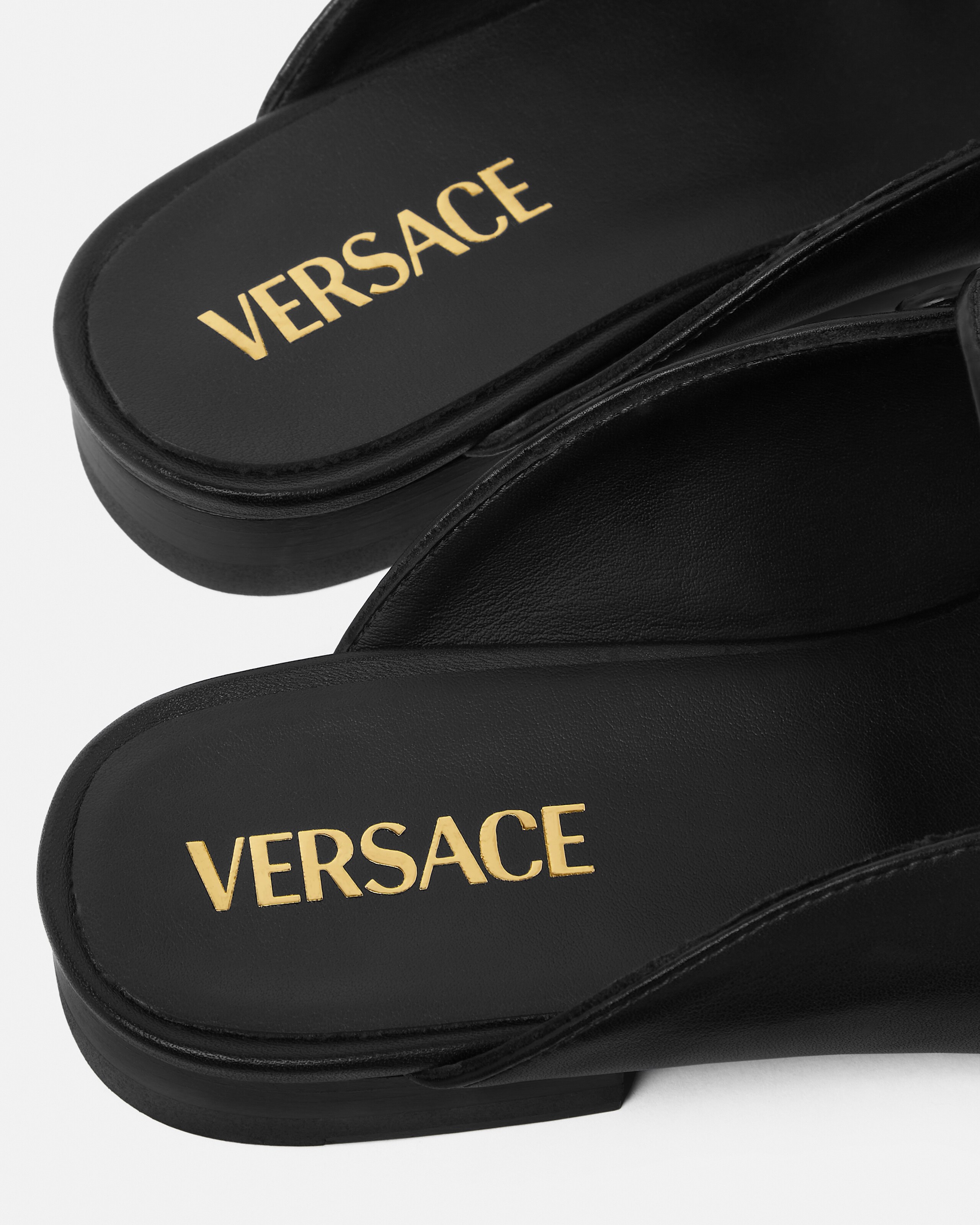 メドゥーサ レザー ローファー ブラック,ゴールド | VERSACE JP