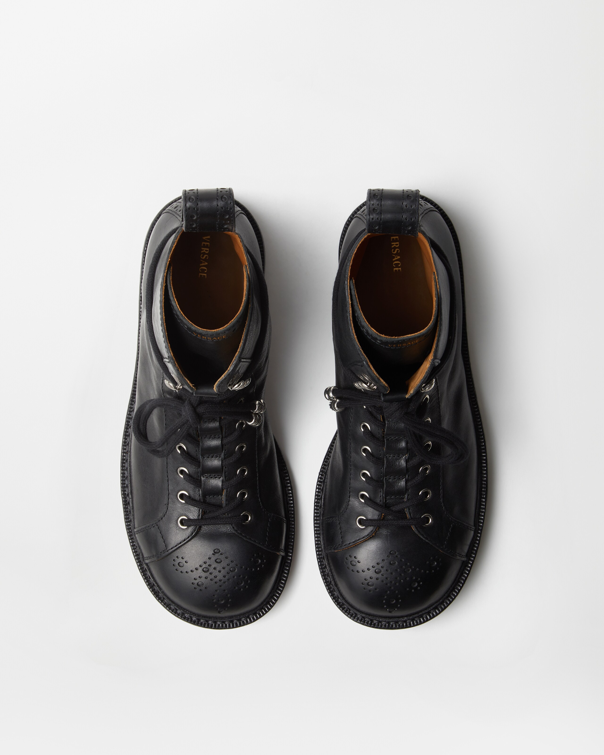 メンズ デザイナー ブーツ & アンクルブーツ | ヴェルサーチェ 日本